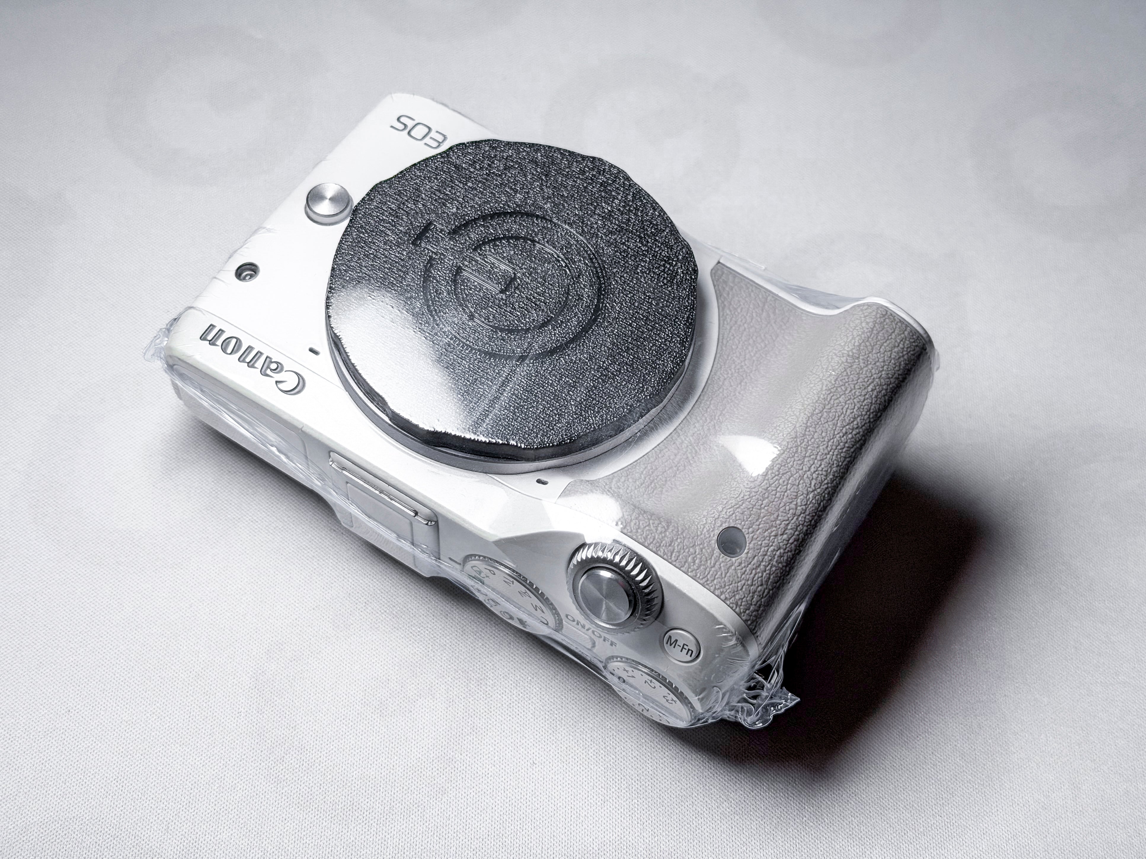 Canon EOS M3 Mirrorless Body APS-C 24.2 Mpx - 1 Year Warranty, Excellent