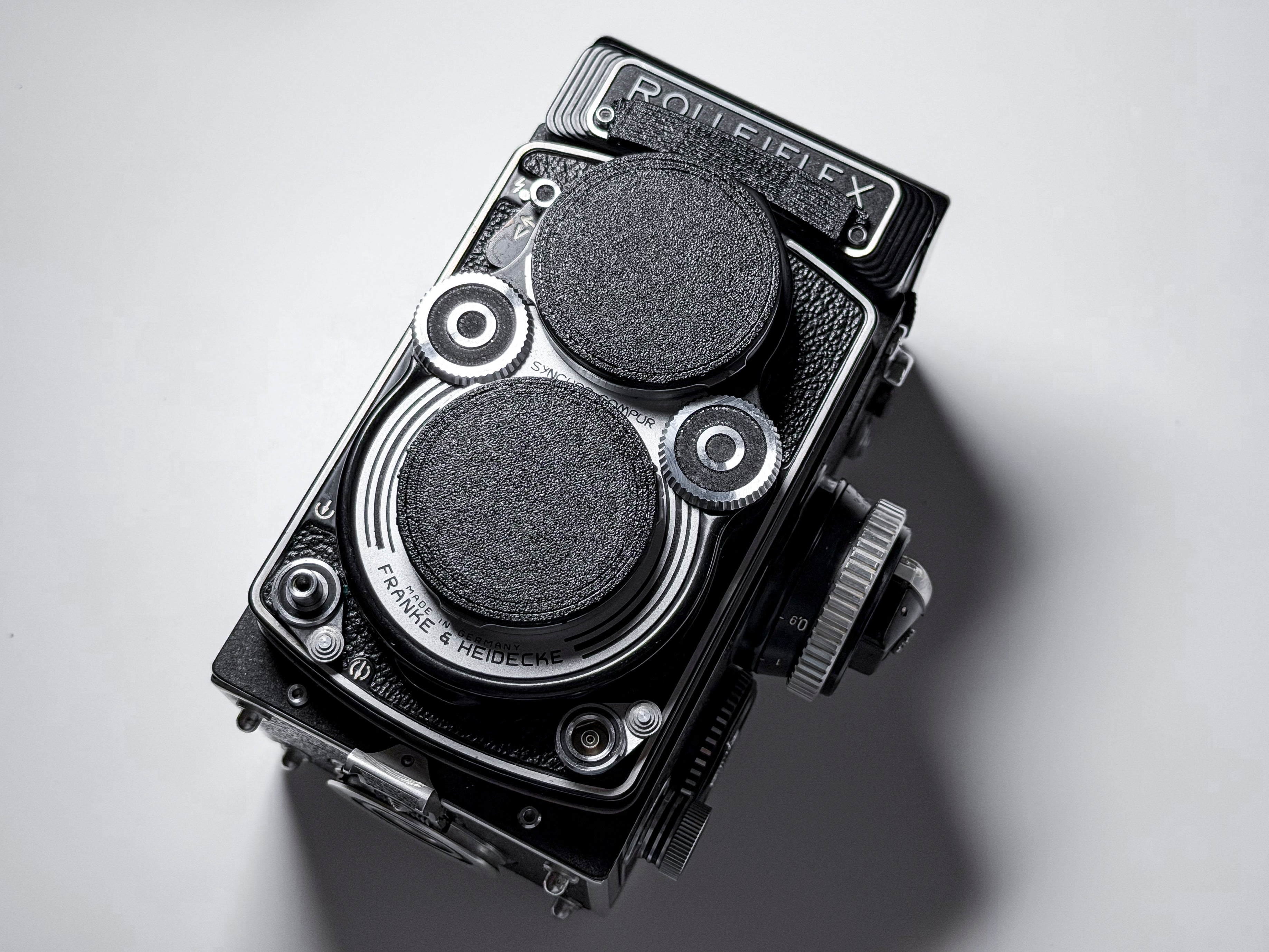Rolleiflex 3.5F Xenotar 120 Film Camera + Case, Hood - Working, Read Description