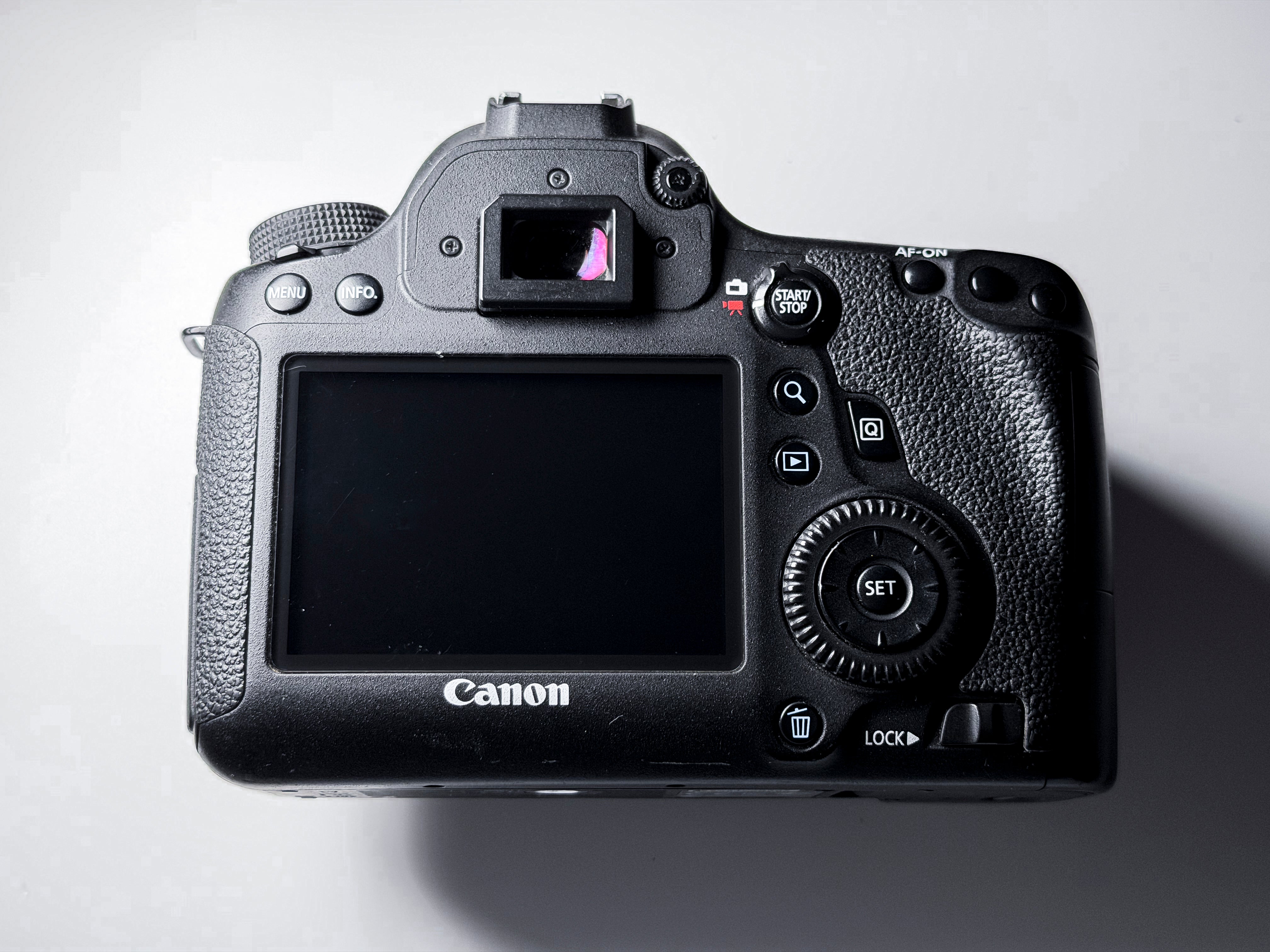 Canon EOS 6D DSLR Full Frame 20.2 Mpx - Perfectly Working
