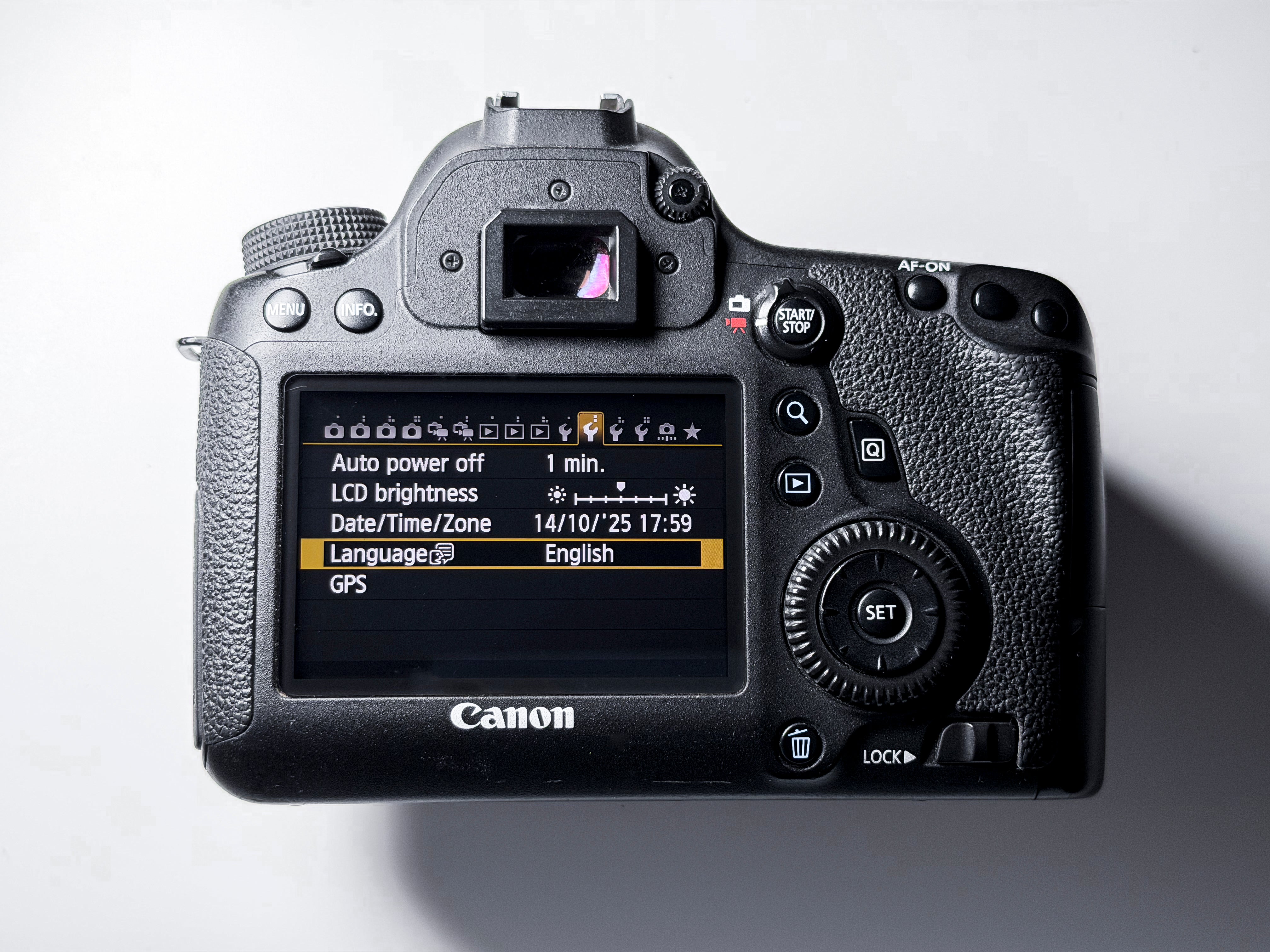 Canon EOS 6D DSLR Full Frame 20.2 Mpx - Perfectly Working