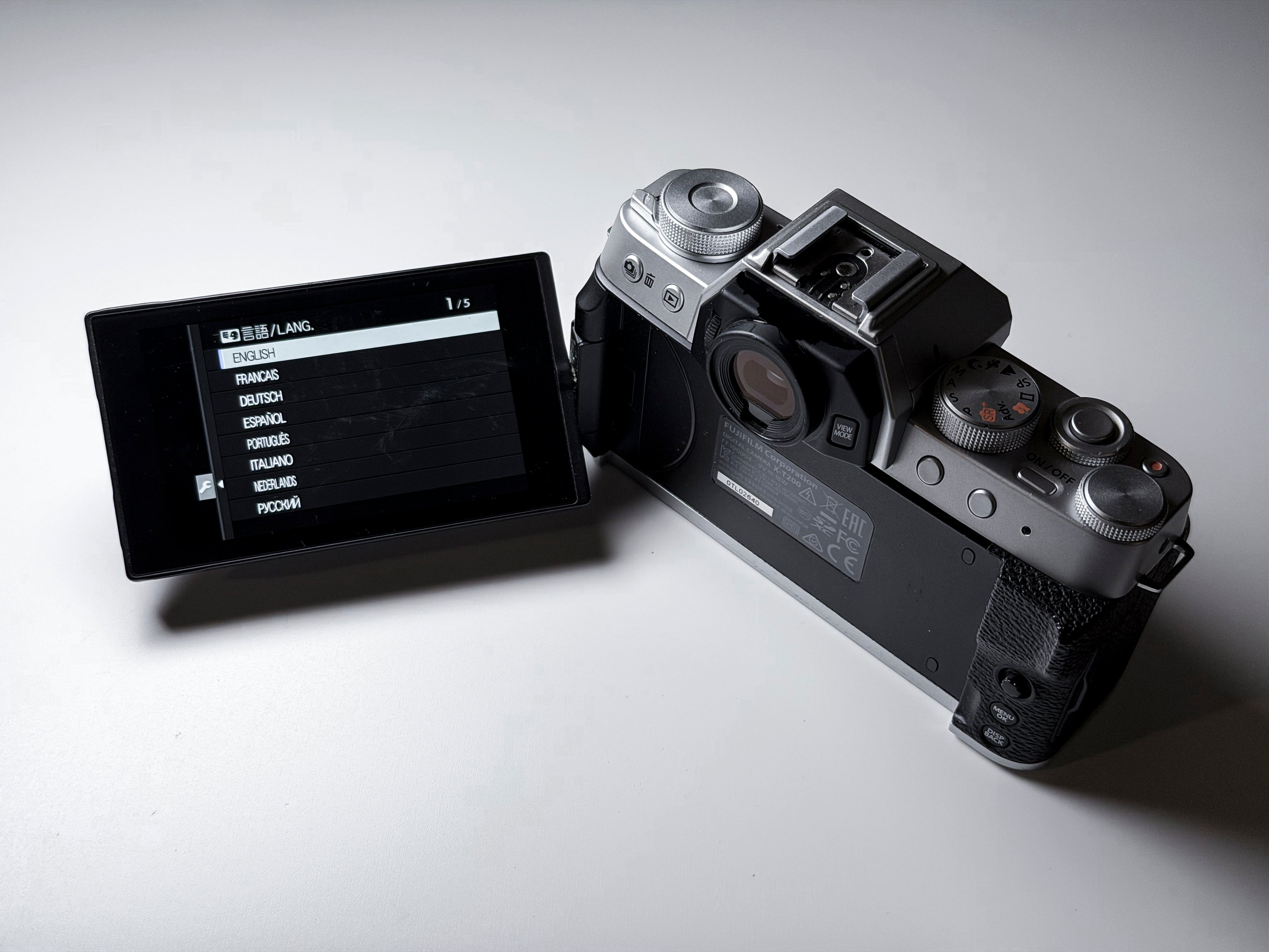 Fujifilm X-T200 APS-C Mirrorless - 1 Year Warranty, Perfectly Working Fuji XT200
