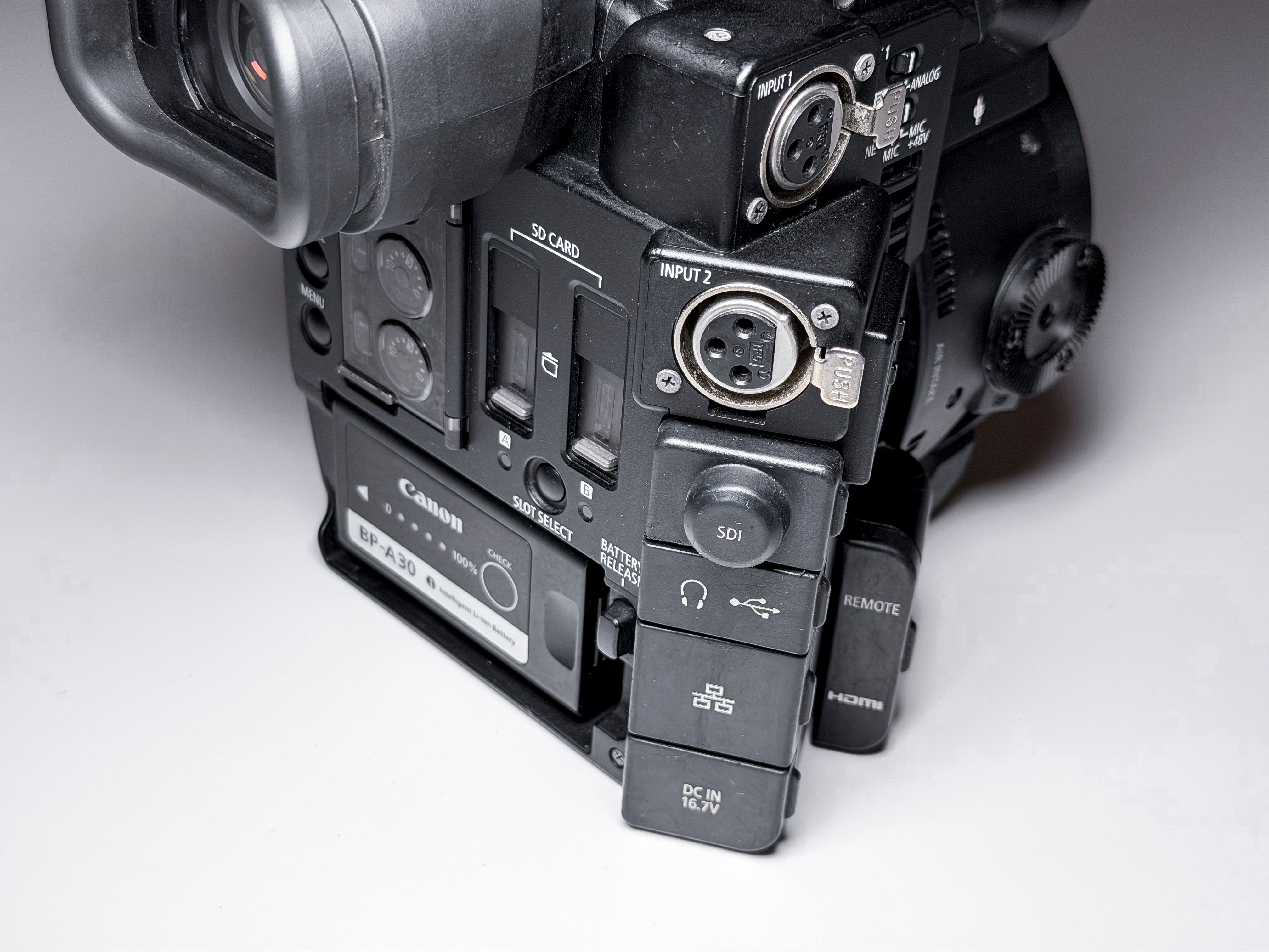 Canon EOS C200 Super 35 4K Cinema Camera - 1 Year Warranty, Perfectly Working