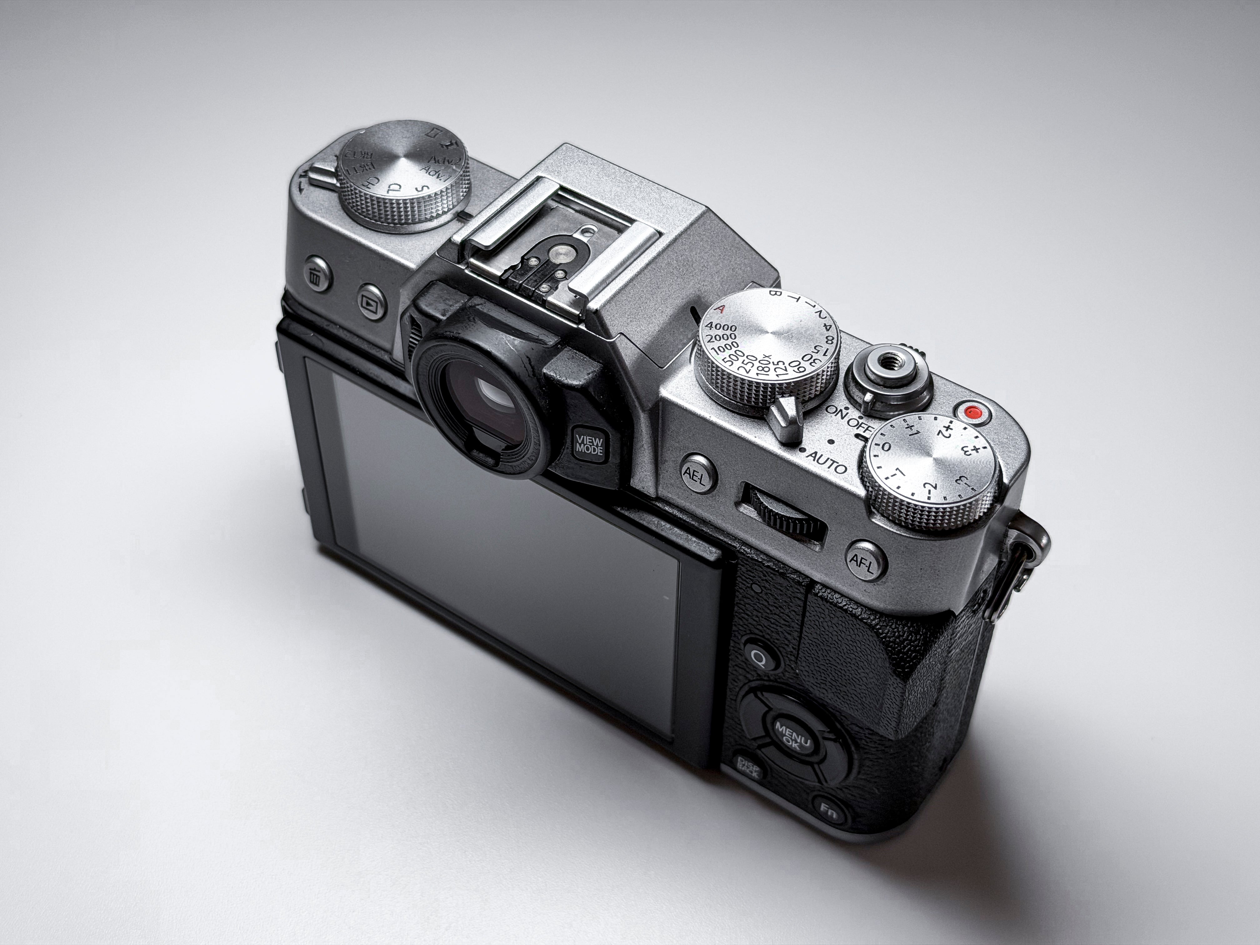 Fujifilm X-T10 Mirrorless APS-C Body Fuji XT10 - 1 Year Warranty, Excellent