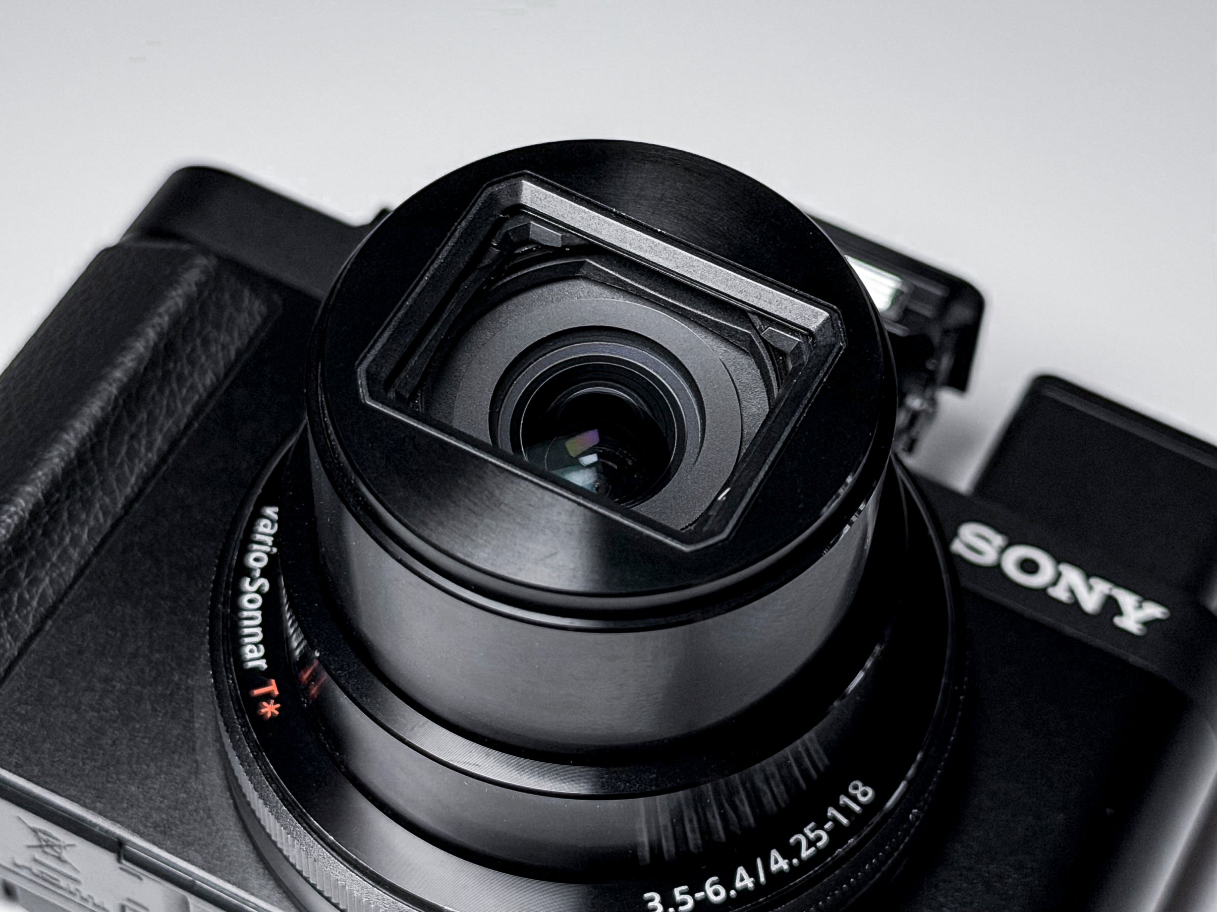 Sony HX99 Cyber-shot 18.2 Mpx - 1 Year Warranty, Excellent HX-99