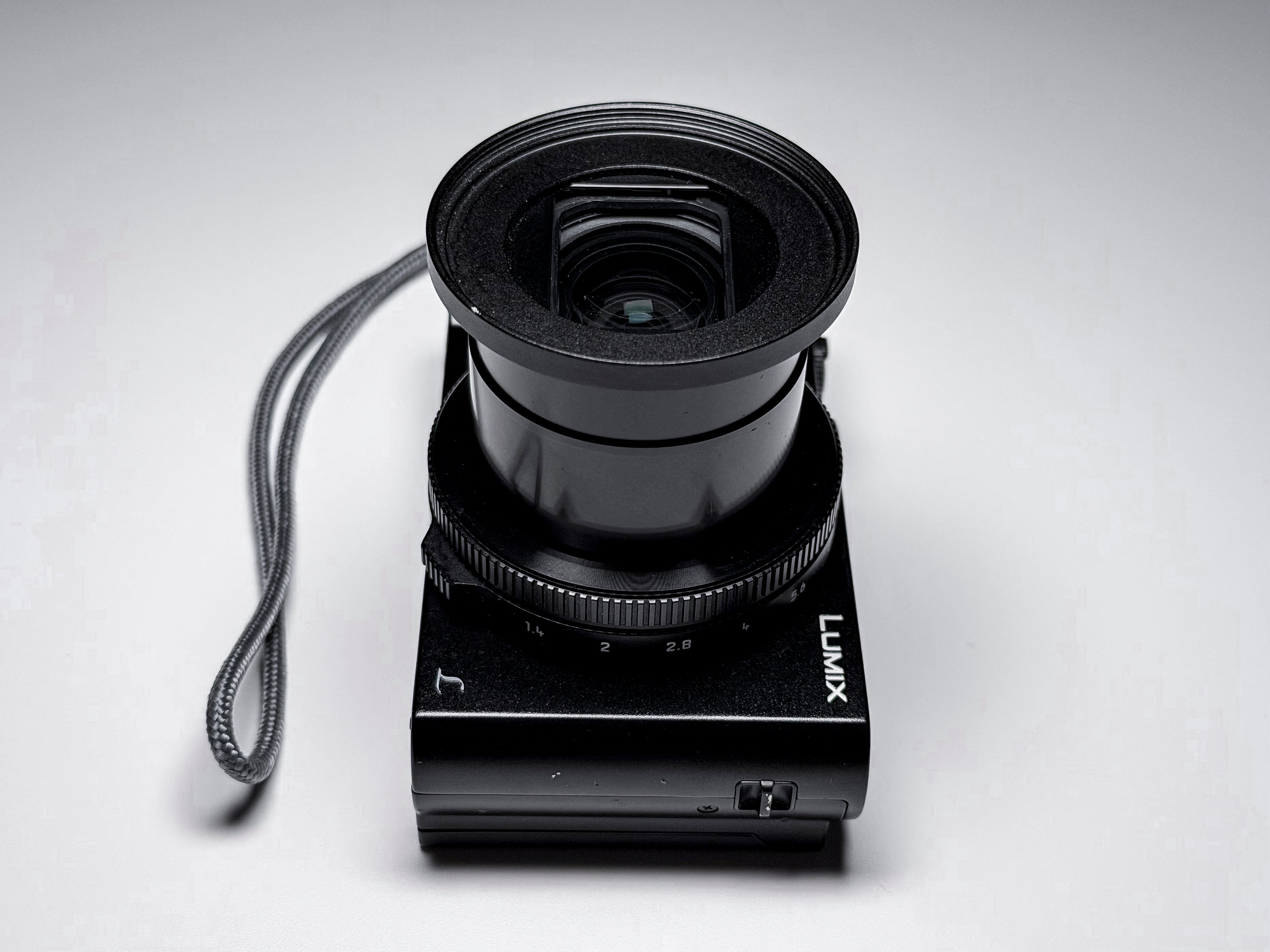 Panasonic Lumix LX15 LX10 with Leica Summilux 4K - Warranty, Excellent Condition