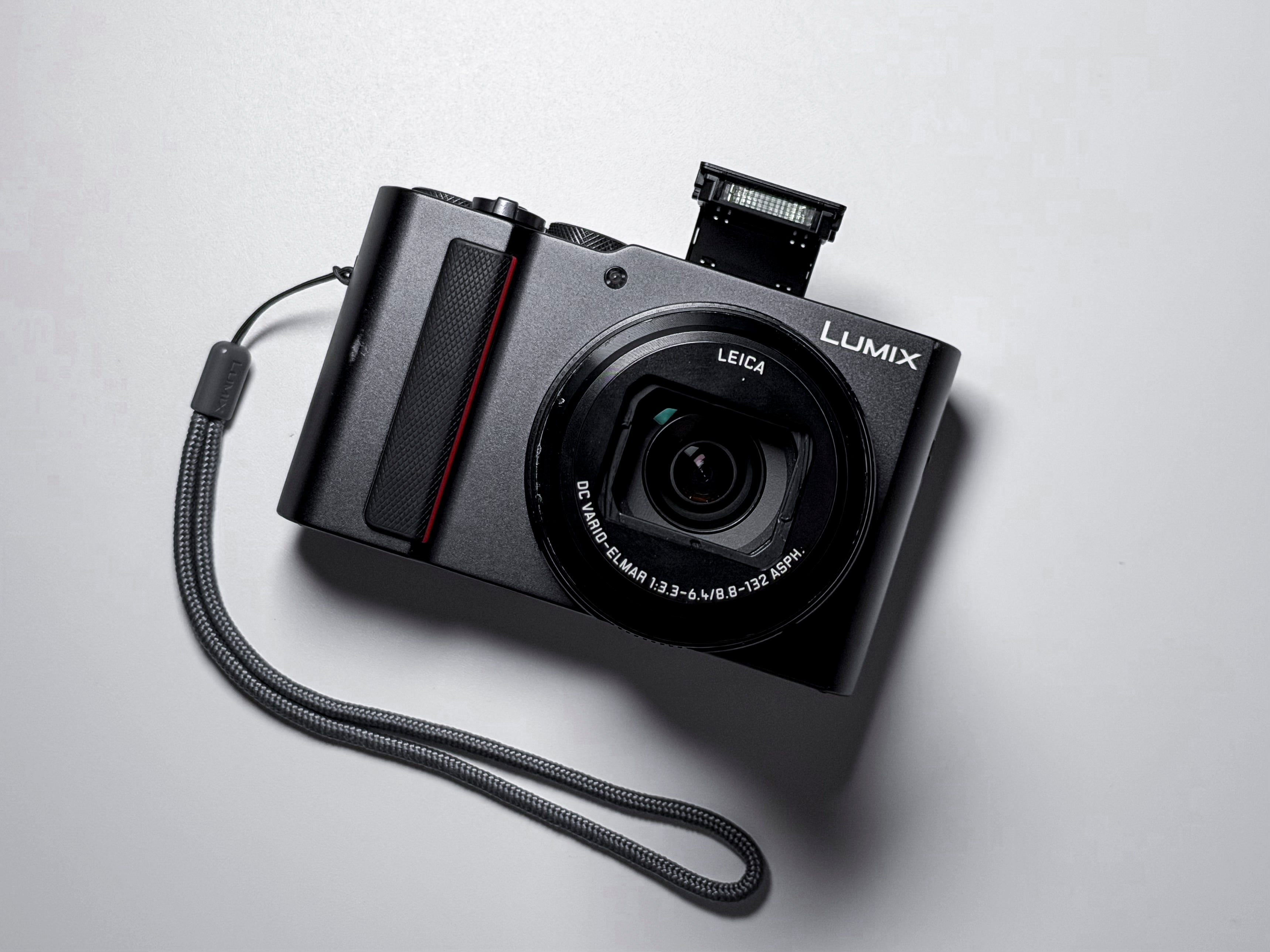 Panasonic Lumix TZ200 15x Leica Lens - 1 Year Warranty, Excellent ZS200 TZ-200