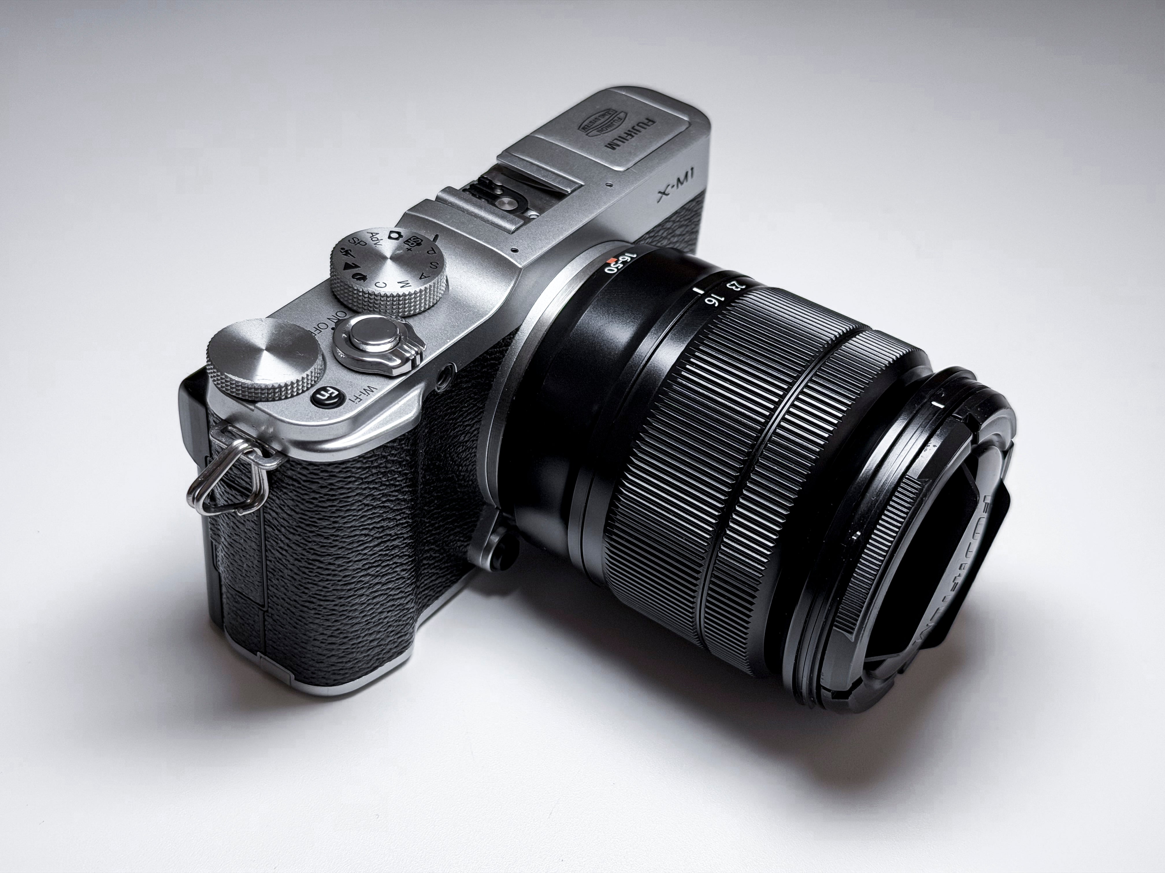 Fujifilm X-M1 + 16-50mm OIS Mirrorless APS-C Fuji - 1 Year Warranty, Excellent