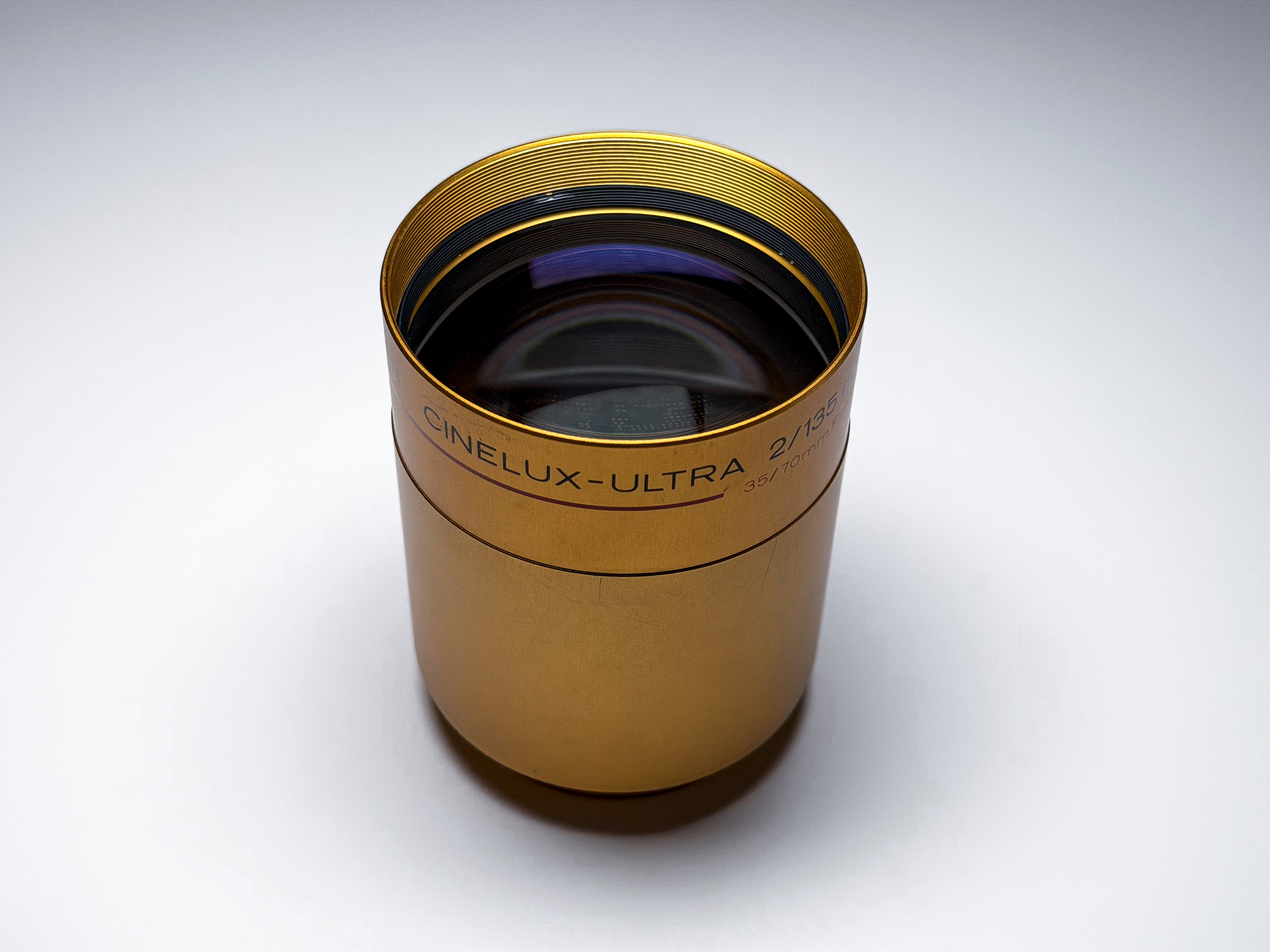 Schenider 135mm f/2 Cinelux Ultra Projection Lens 35 / 70mm - Covers 6x7 and GFX