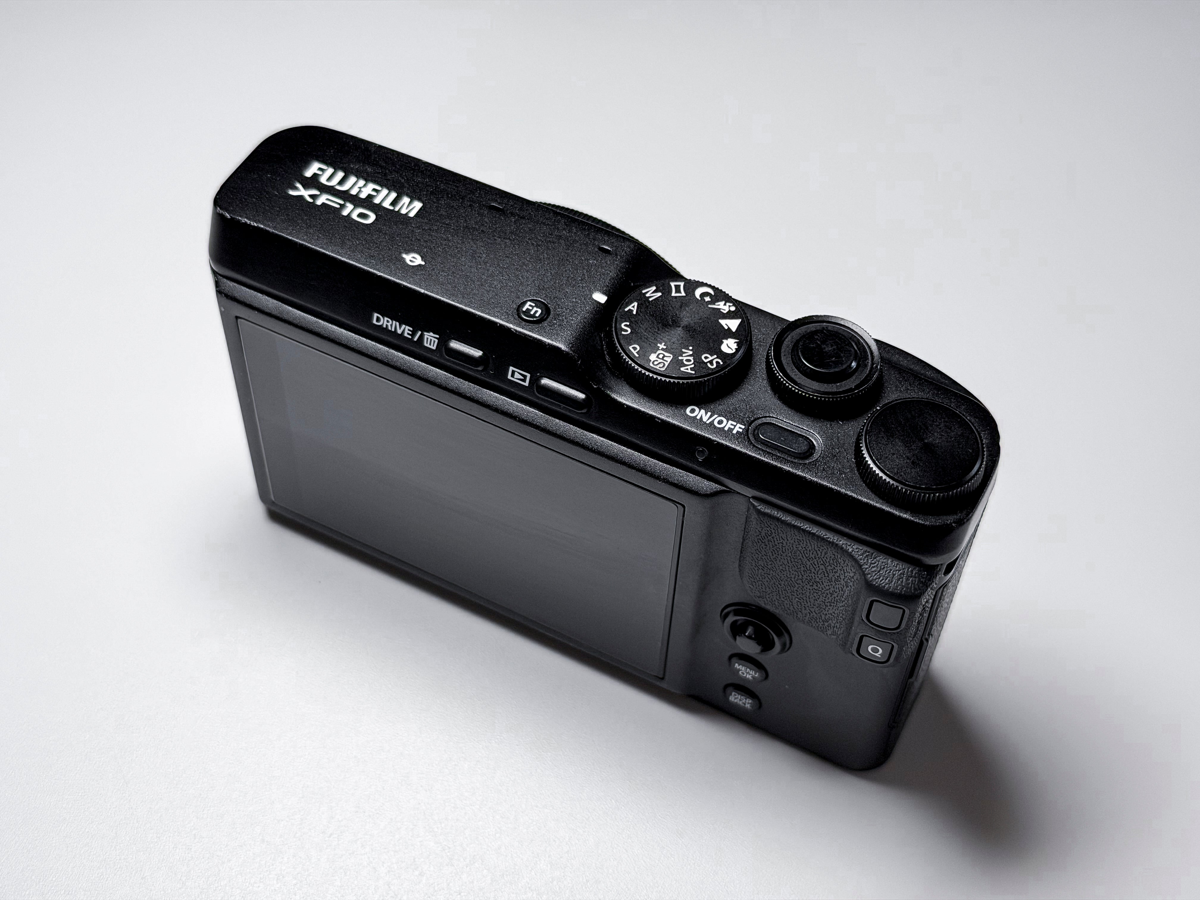 Fujifilm XF10 Digital Camera APS-C X-Trans 24.2 Mpx - 1 Year Warranty Fuji X-F10