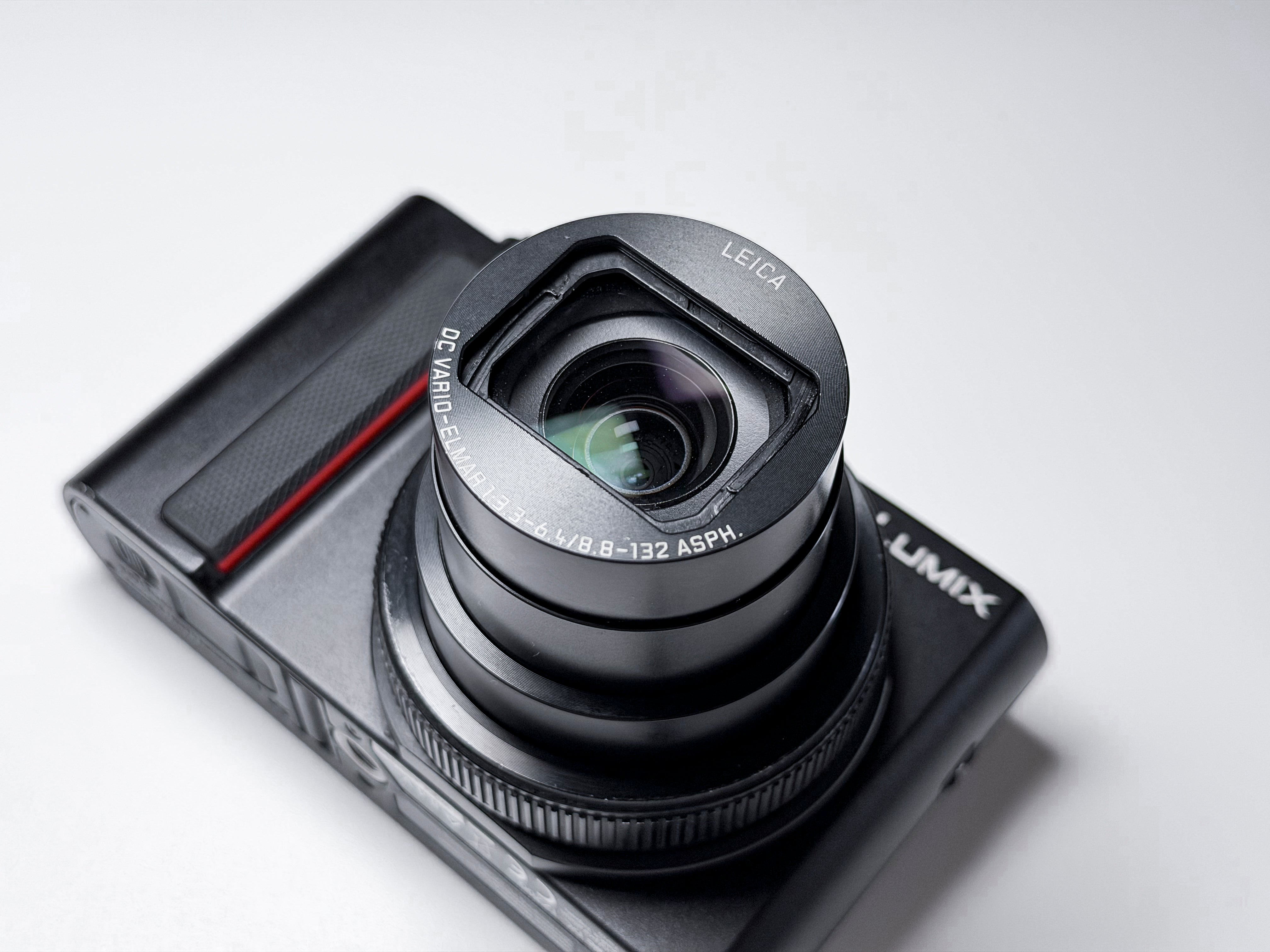 Panasonic Lumix TZ200 15x Leica Lens - 1 Year Warranty ZS200 TZ-200