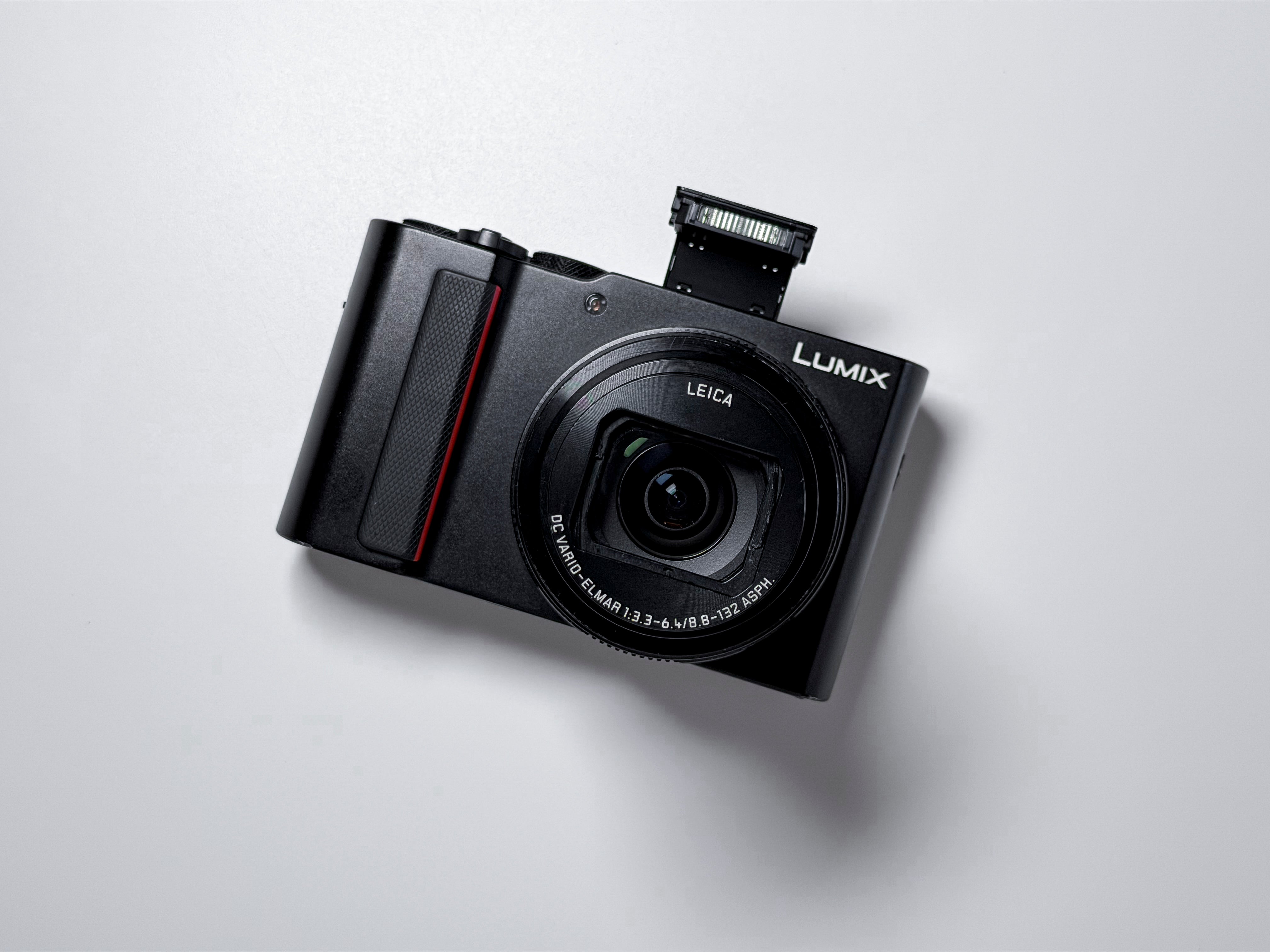 Panasonic Lumix TZ200 15x Leica Lens - 1 Year Warranty ZS200 TZ-200
