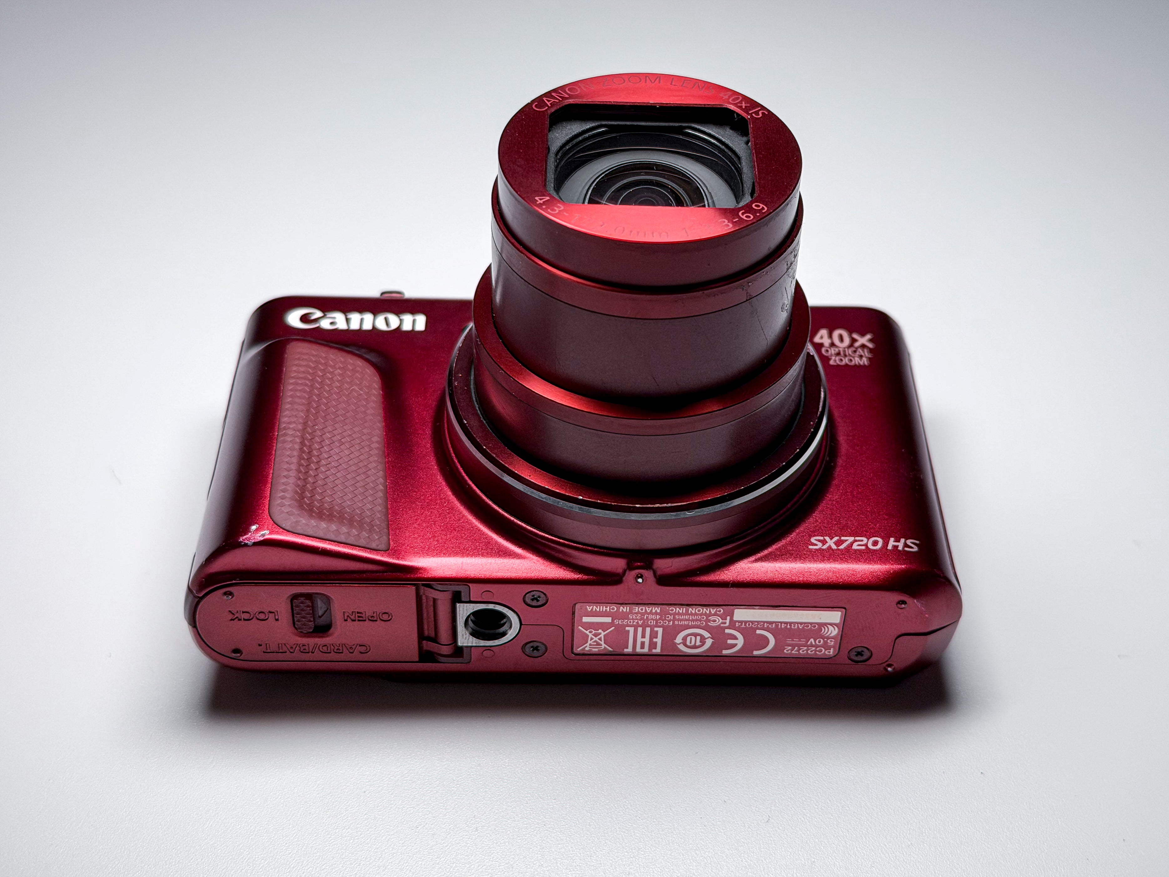 Canon Powershot SX720 HS 40x Zoom - 1 Year Warranty, Perfectly Working