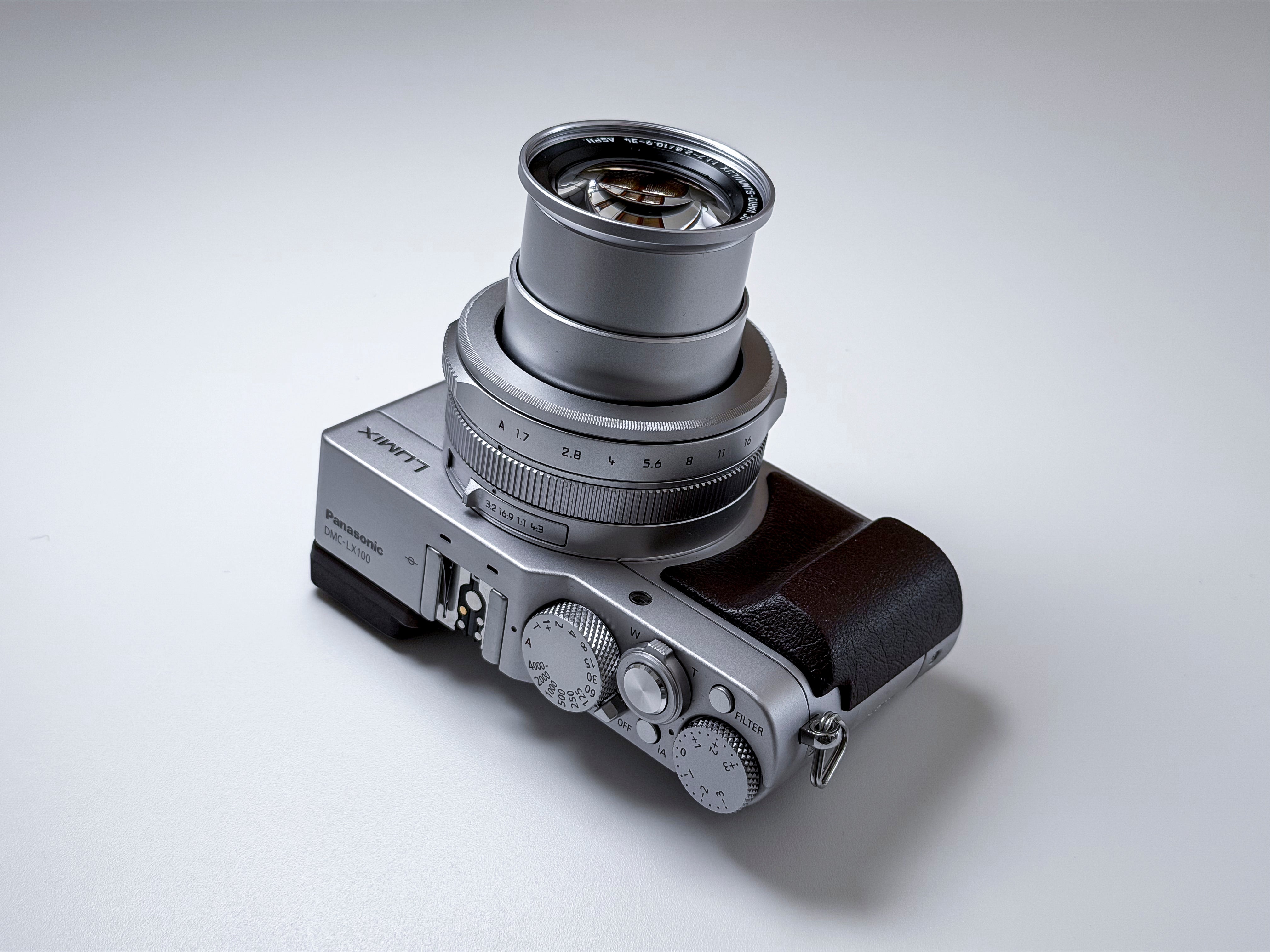 Panasonic Lumix LX100 Leica Lens - 1 Year Warranty, Near Mint