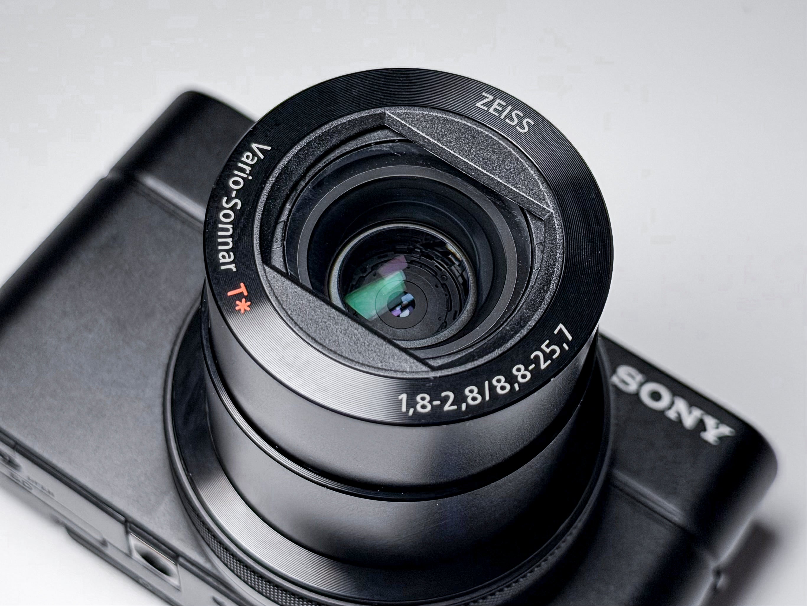 Sony RX100 IV 4 Cyber-Shot - 1 Year Warranty, Perfectly Working RX 100 Mark 4