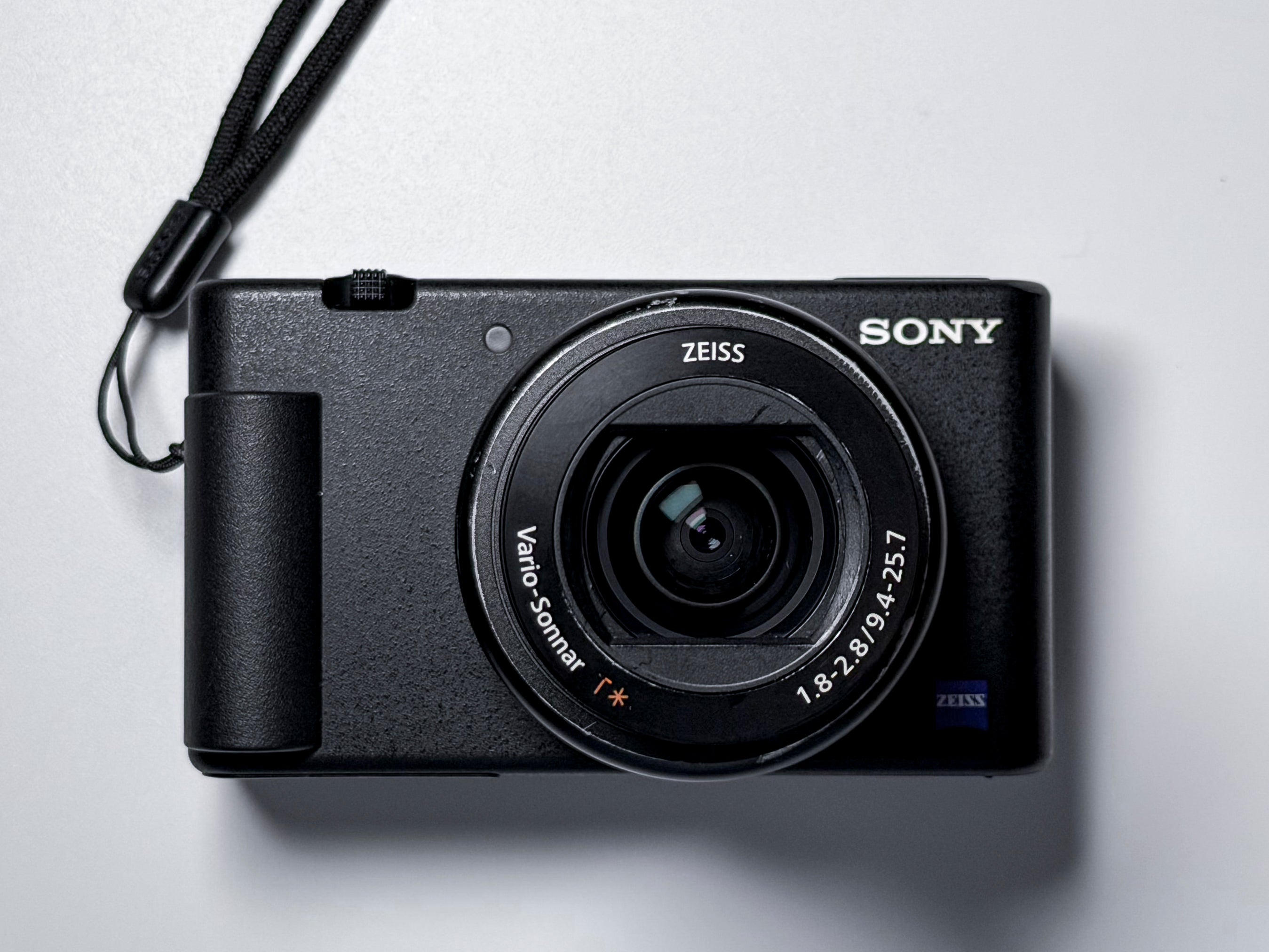 Sony ZV1 Cyber-shot ZV-1 4K - 1 Year Warranty, Excellent