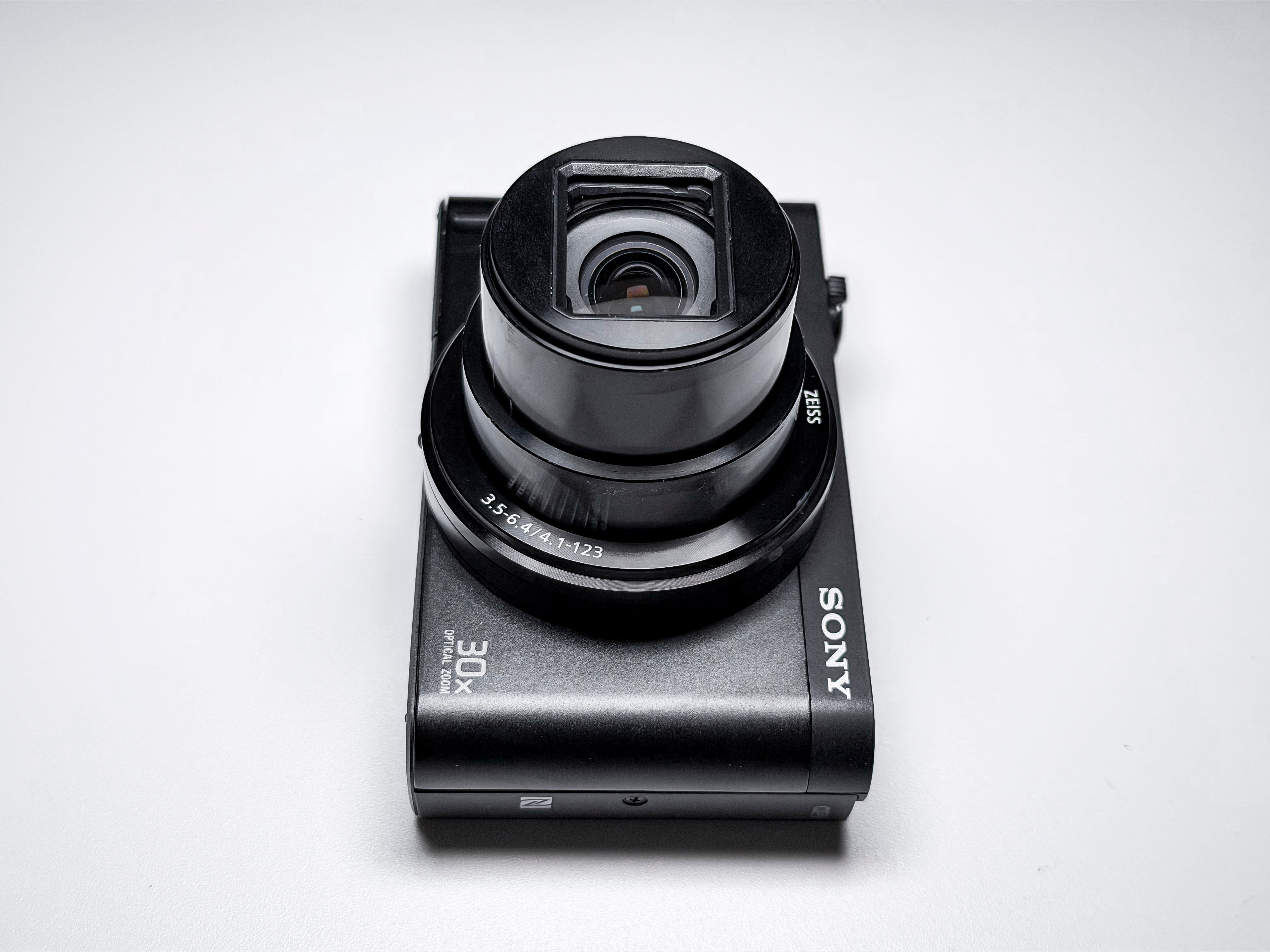 Sony WX500 WX-500 Cyber-shot Zeiss 30x Zoom Digital Compact Camera