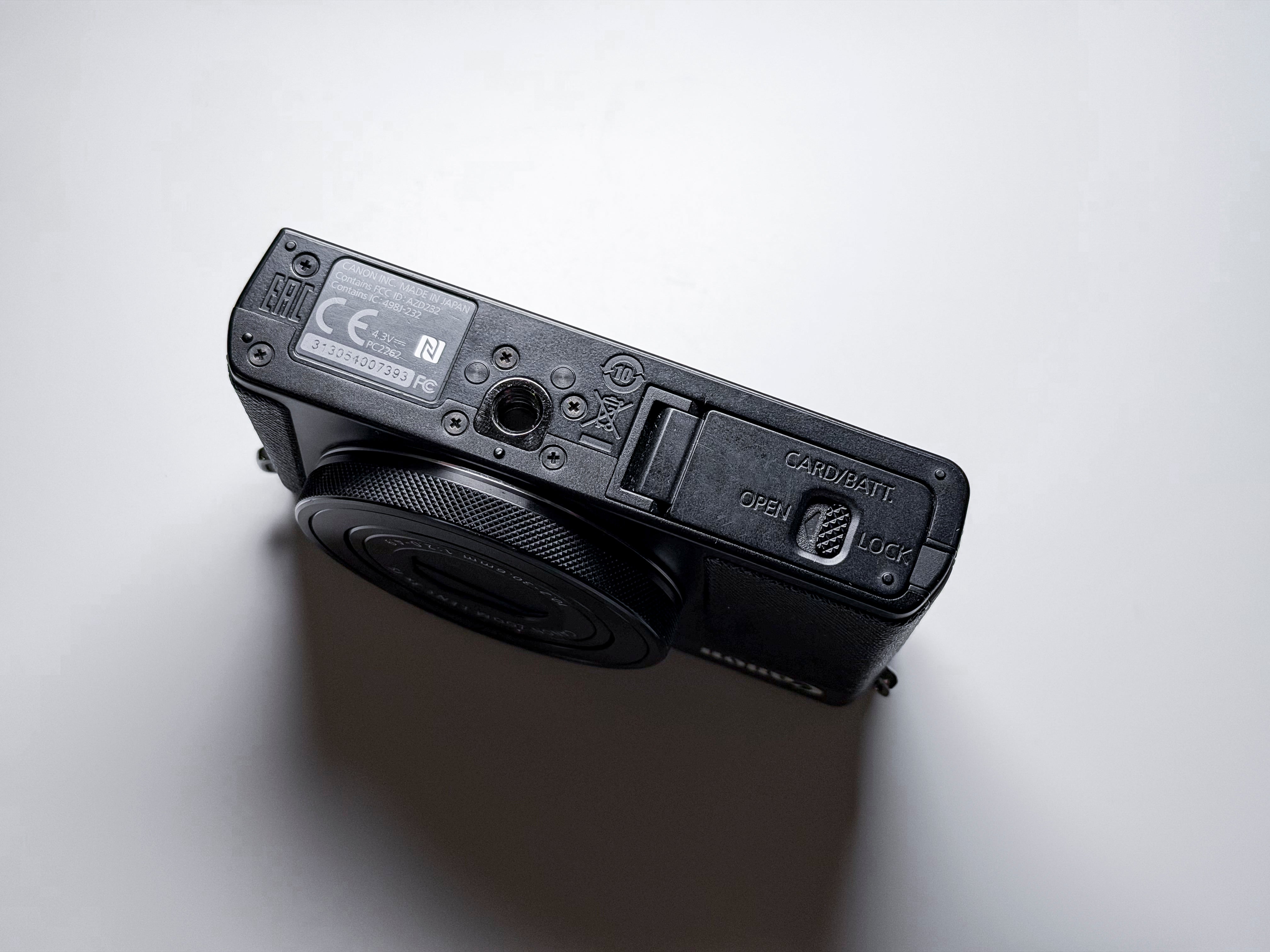 Canon G9X Powershot Compact Camera - 1 Year Warranty, Excellent G9 X