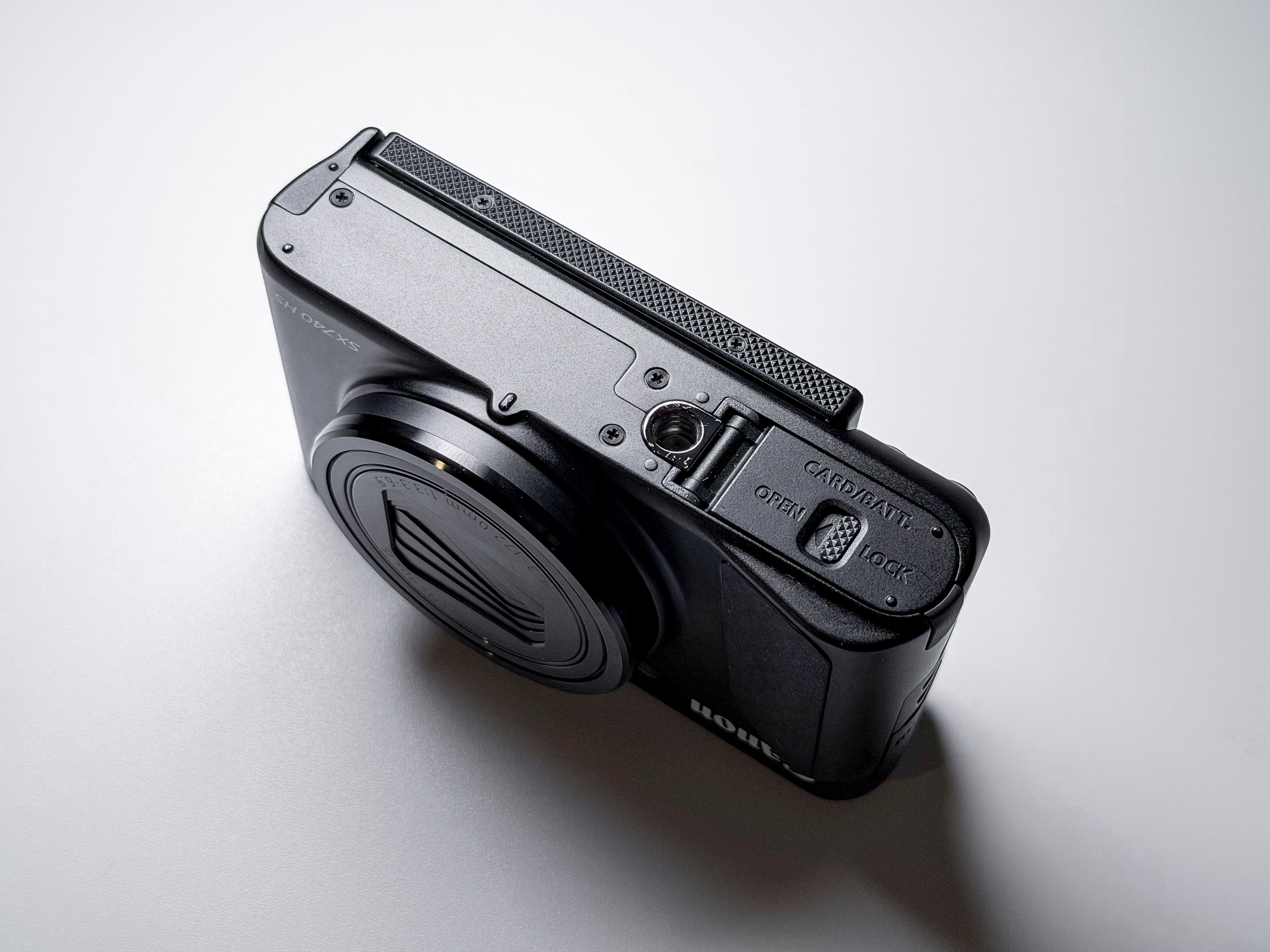 Canon SX740 HS Powershot 40x Zoom - Mint, 1 Year Warranty SX 740