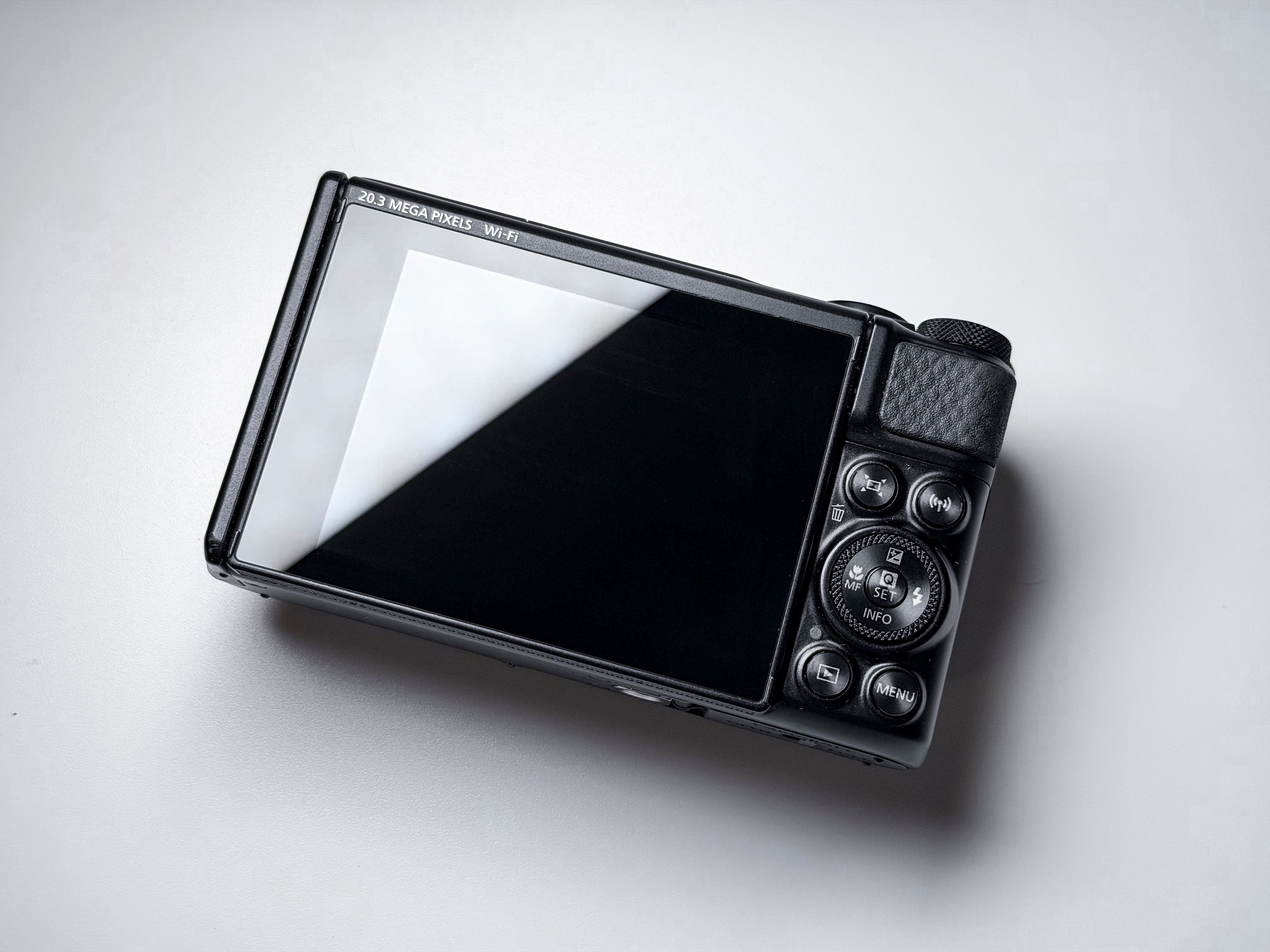 Canon SX740 HS Powershot 40x Zoom - Mint, 1 Year Warranty SX 740