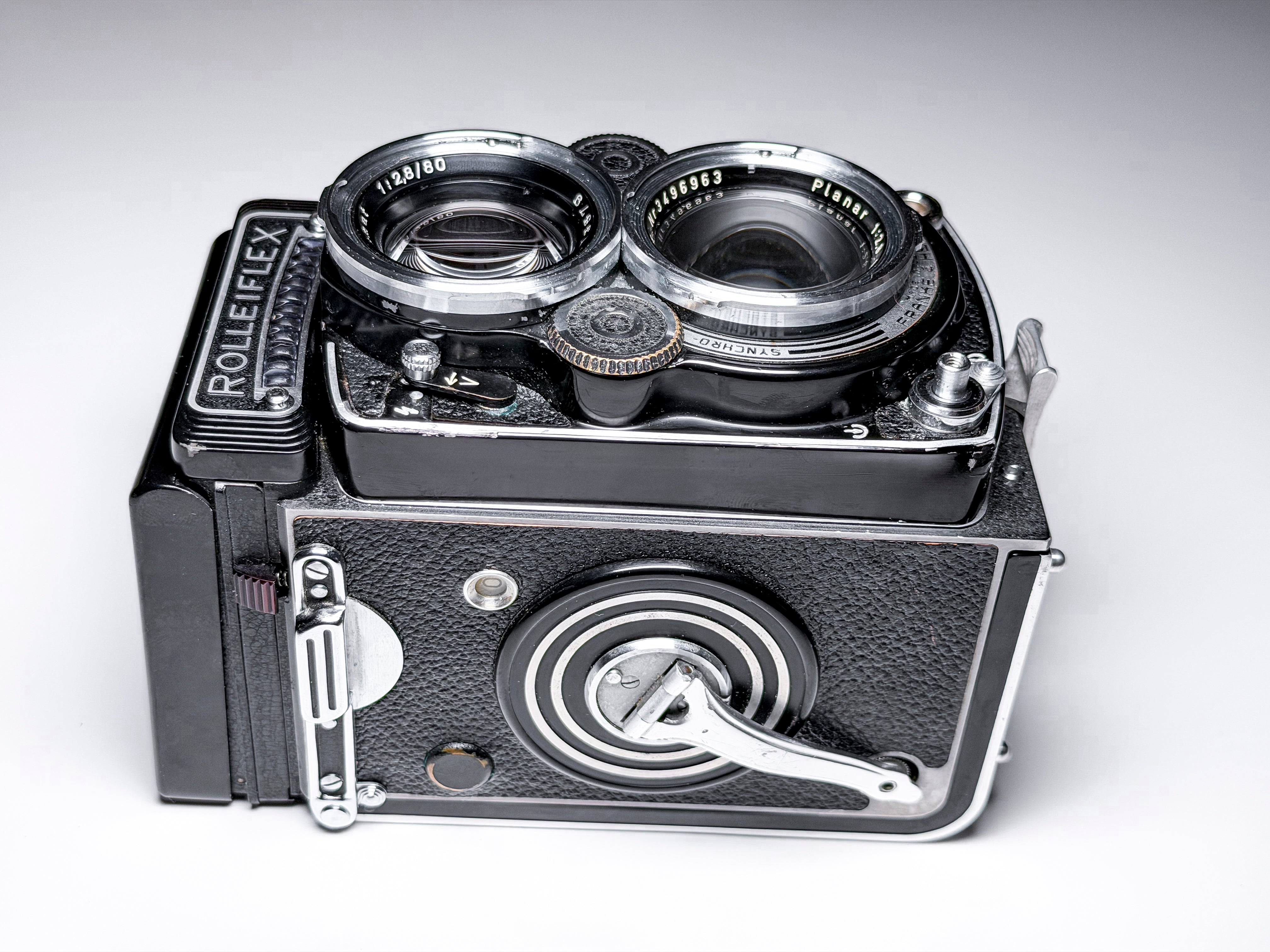 Rolleiflex 2.8F Medium Format TLR Planar, Excellent Film Tested with Accessories