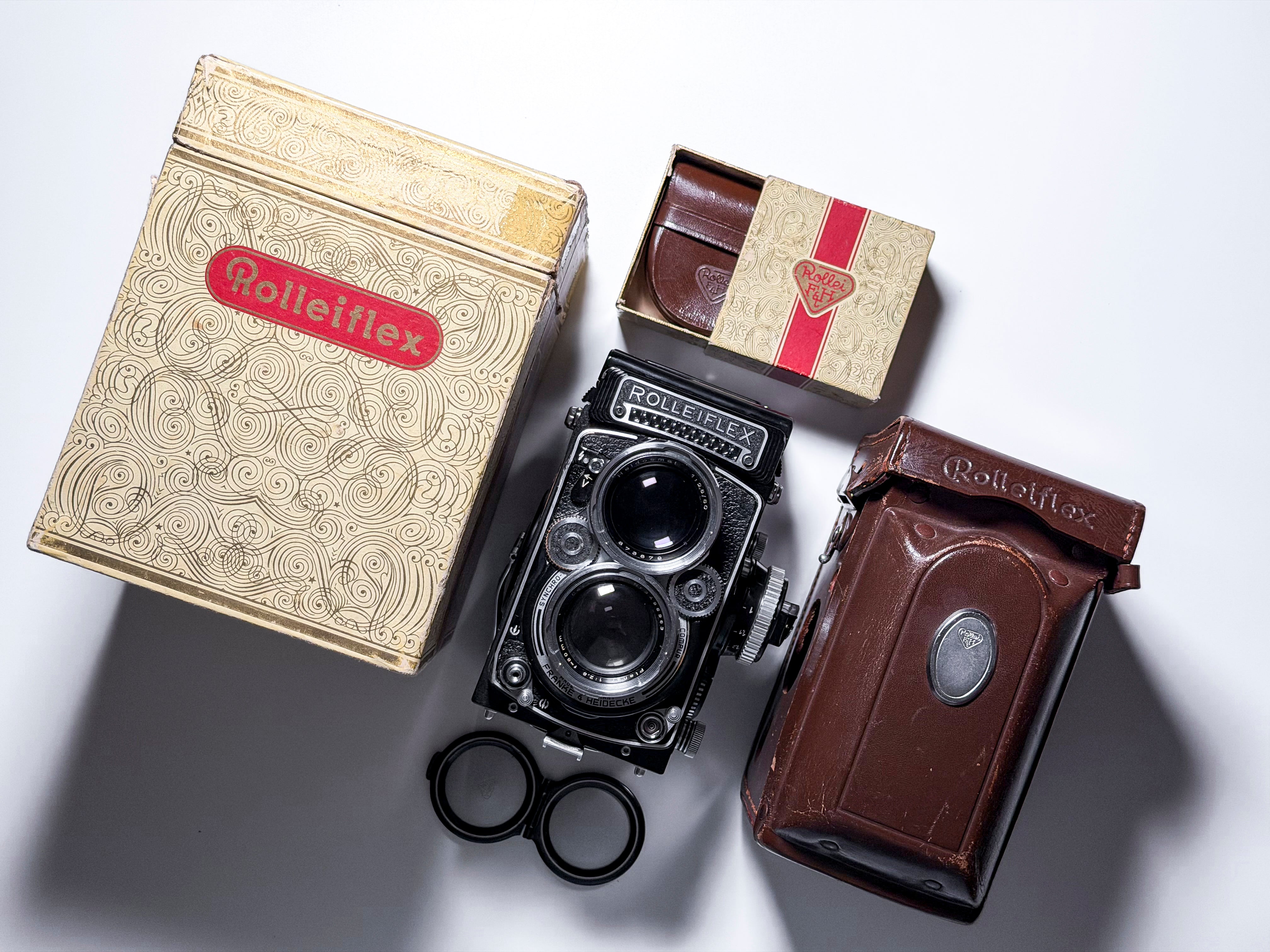 Rolleiflex 2.8F Medium Format TLR Planar, Excellent Film Tested with Accessories