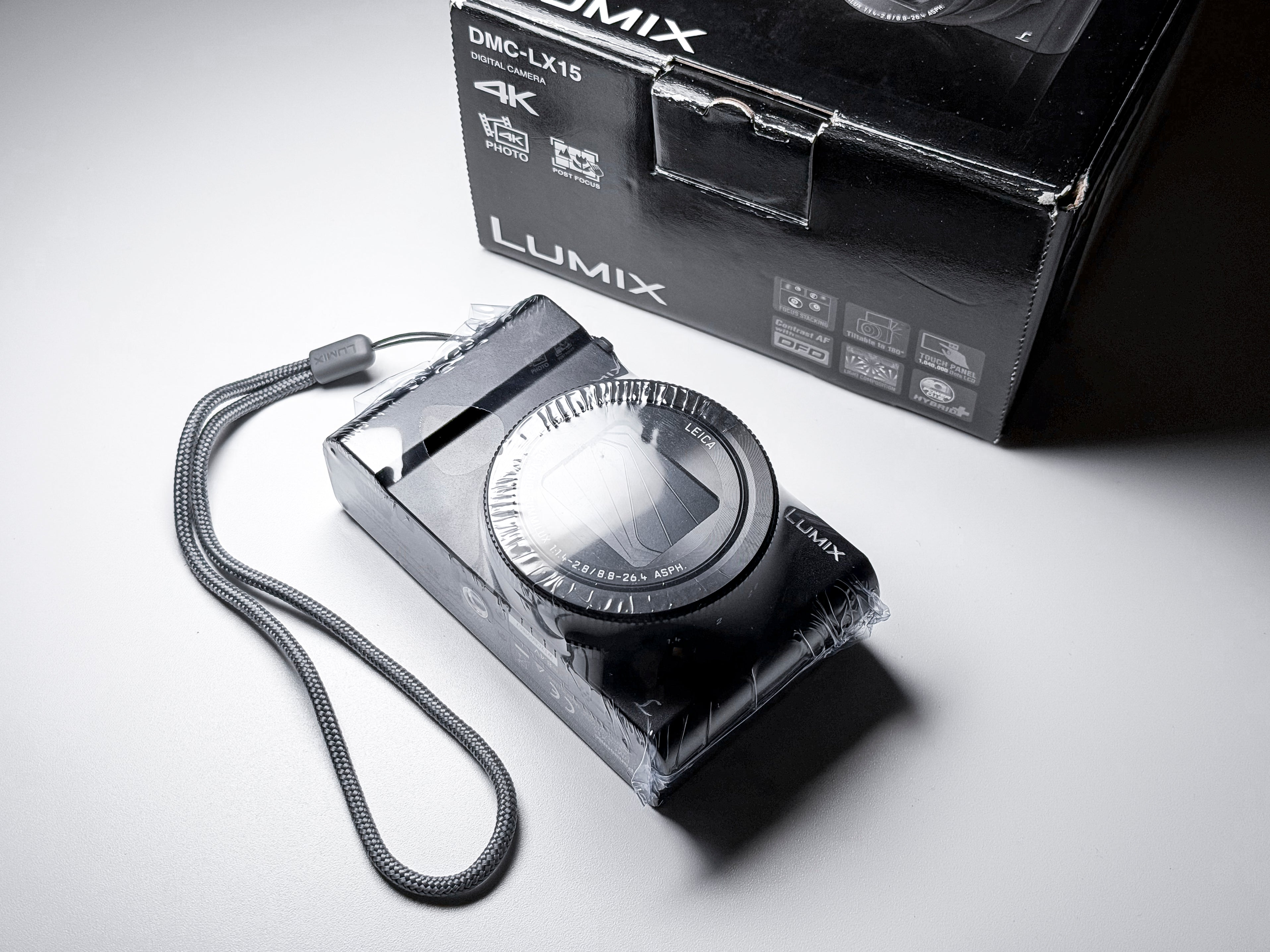 Panasonic Lumix LX15 LX10 with Leica Summilux 4K - Warranty, Excellent Condition