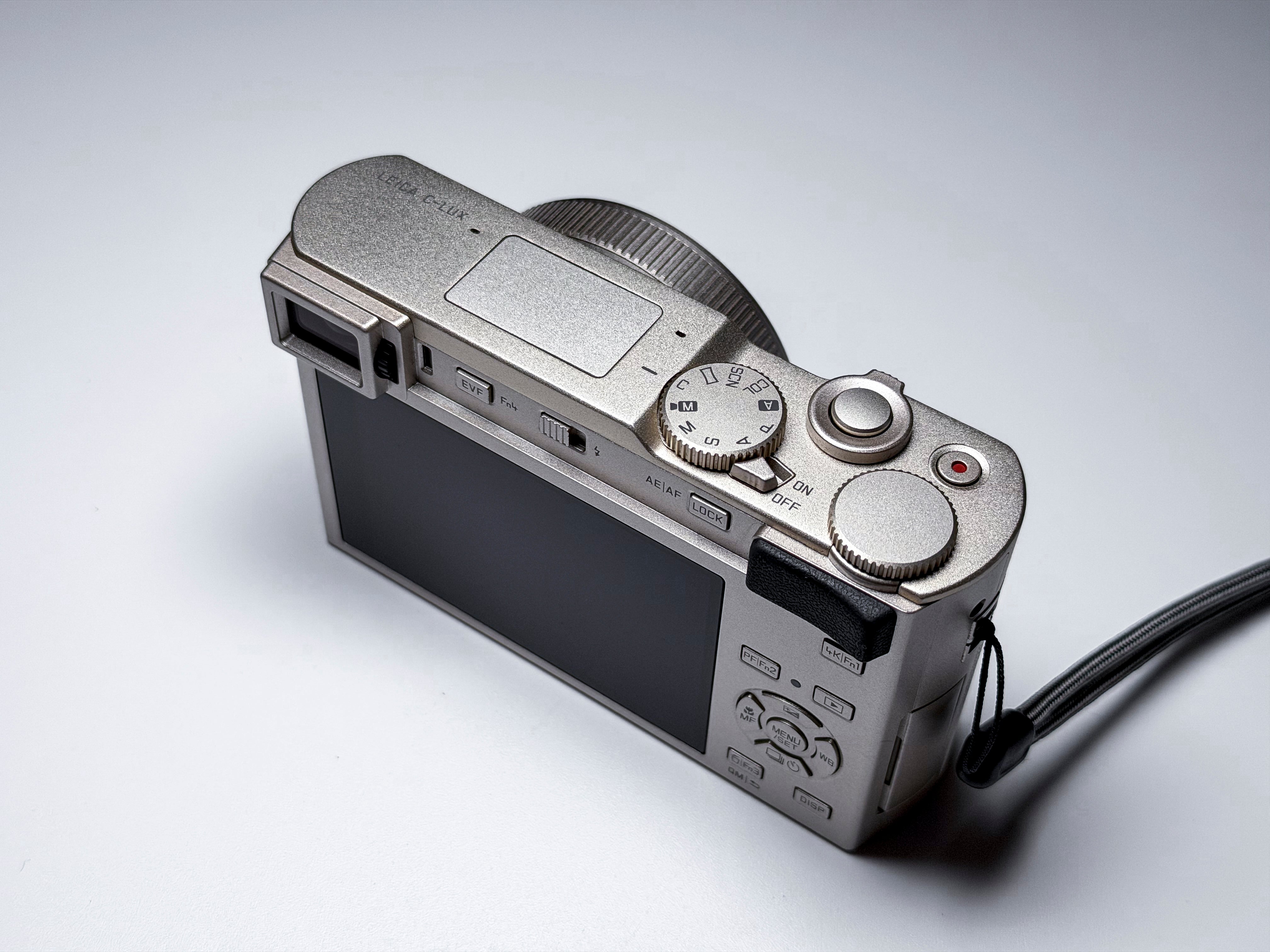 Leica C-Lux Typ 1546 15x Zoom 20mpx 4K with Case - 1 Year Warranty, Mint