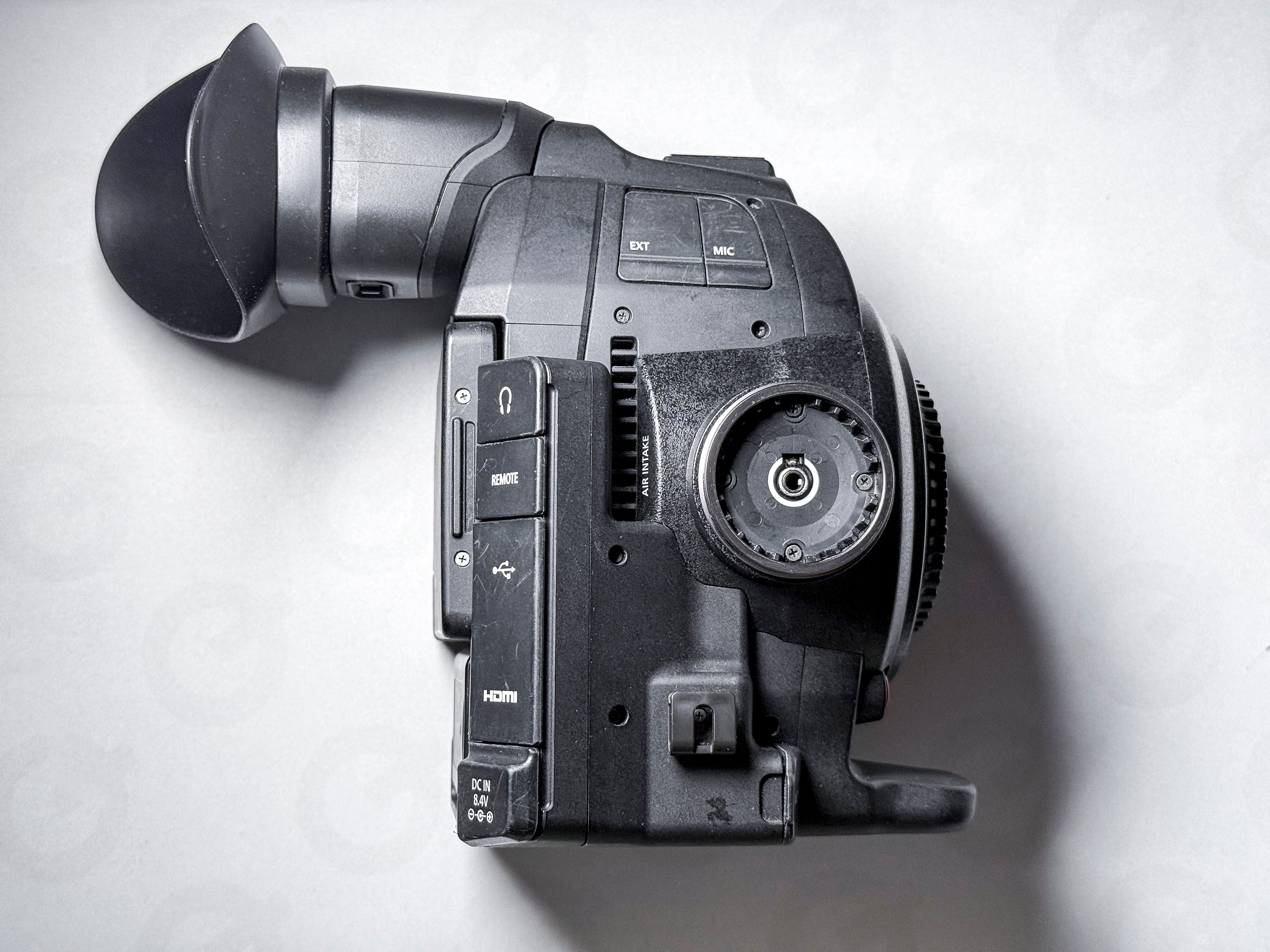 Canon EOS C100 Mark II - 440 Hours Only - Warranty, Perfectly Working