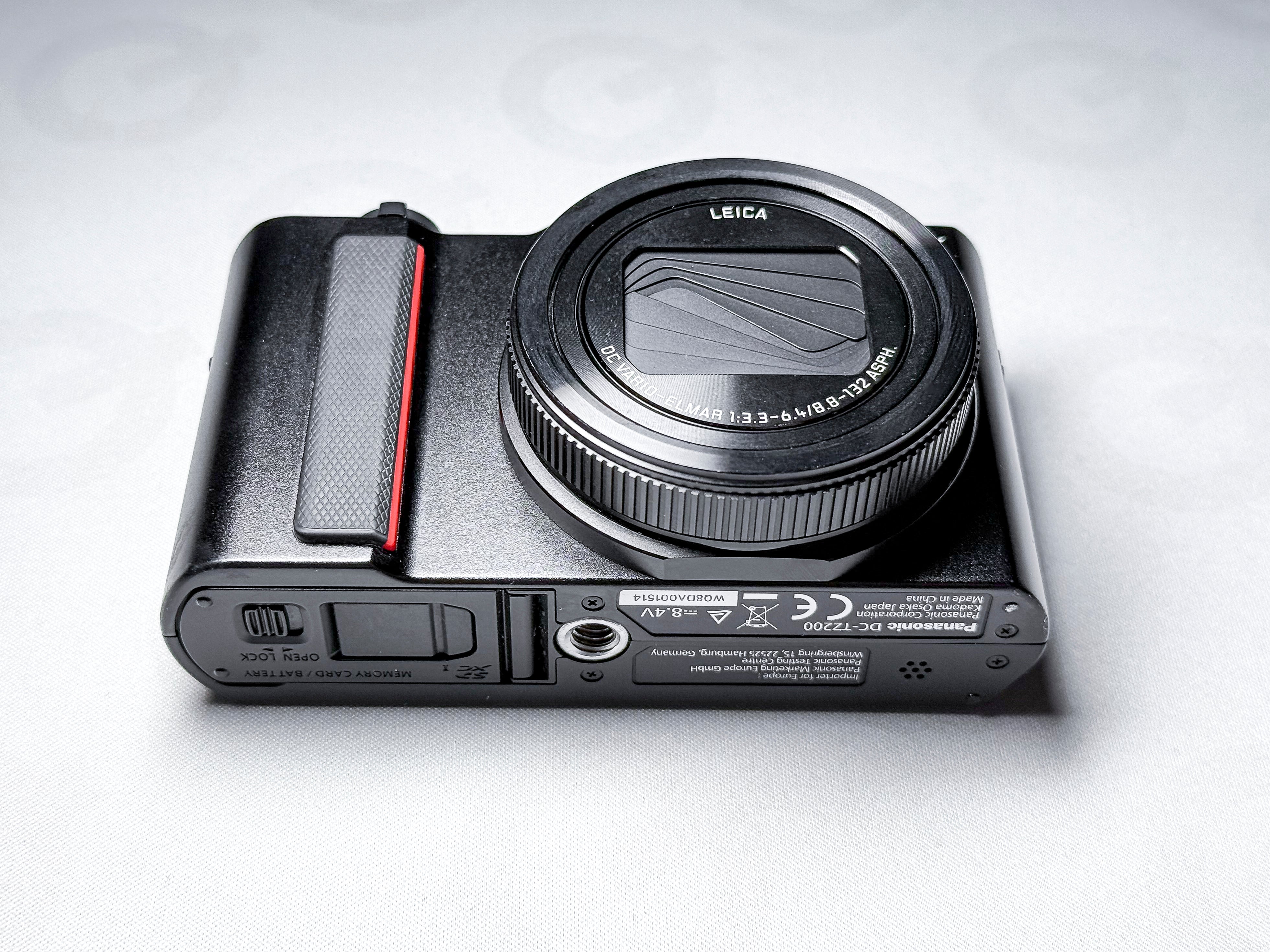 Panasonic Lumix TZ200 / ZS220 / ZS200 Leica 24-360mm 1" - Working, Screen Issue
