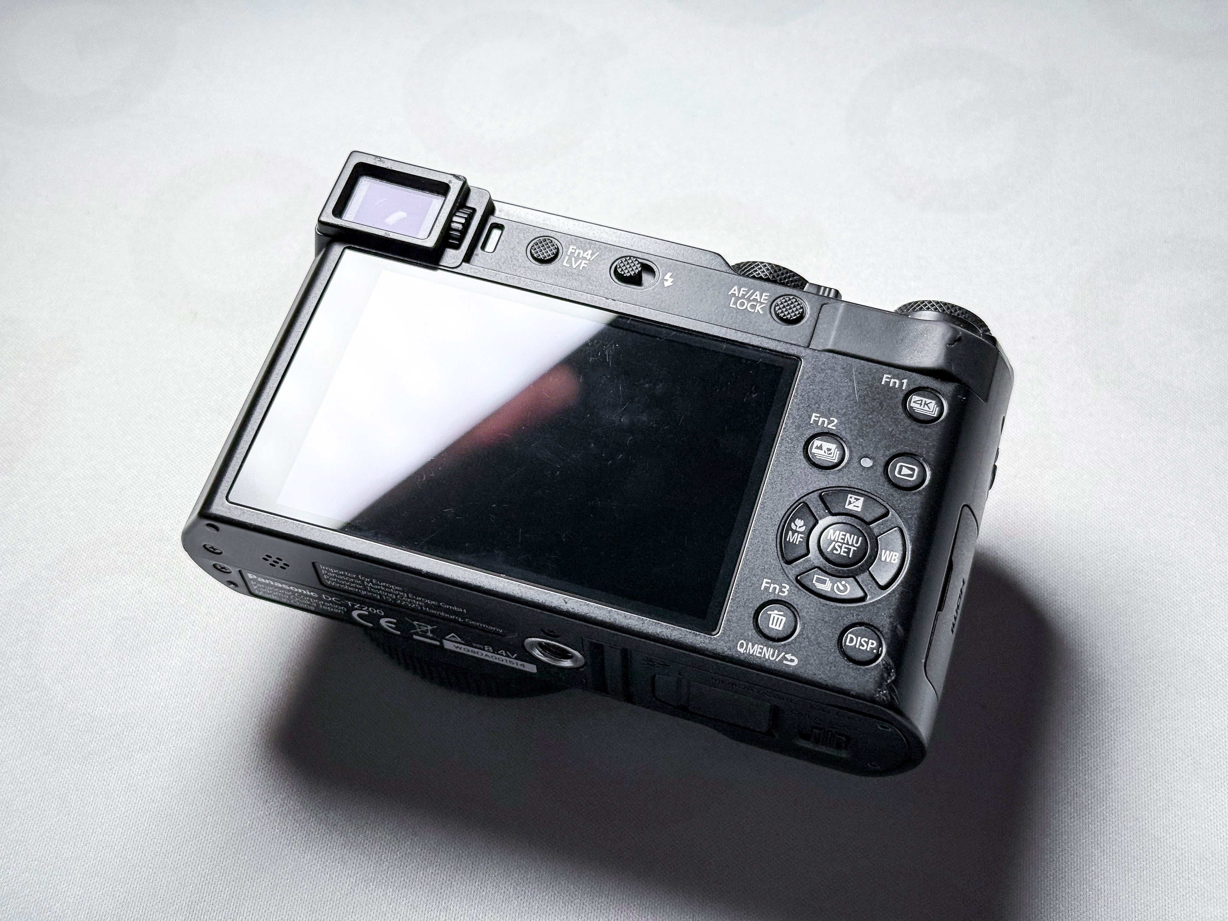 Panasonic Lumix TZ200 / ZS220 / ZS200 Leica 24-360mm 1" - Working, Screen Issue