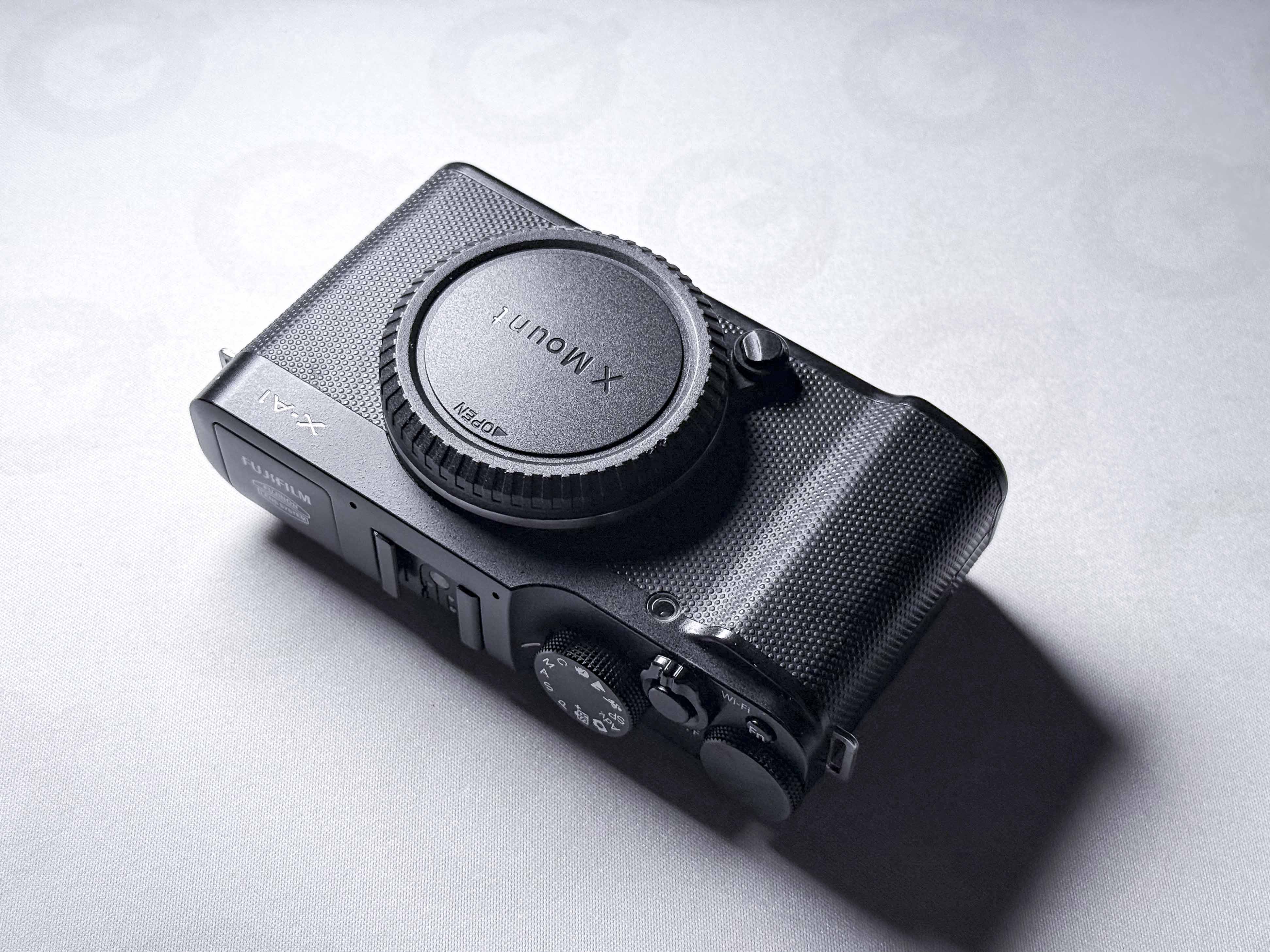 Fujifilm X-A1 Mirrorless Camera 16.3 Mpx - 1 Year Warranty, Near Mint XA1