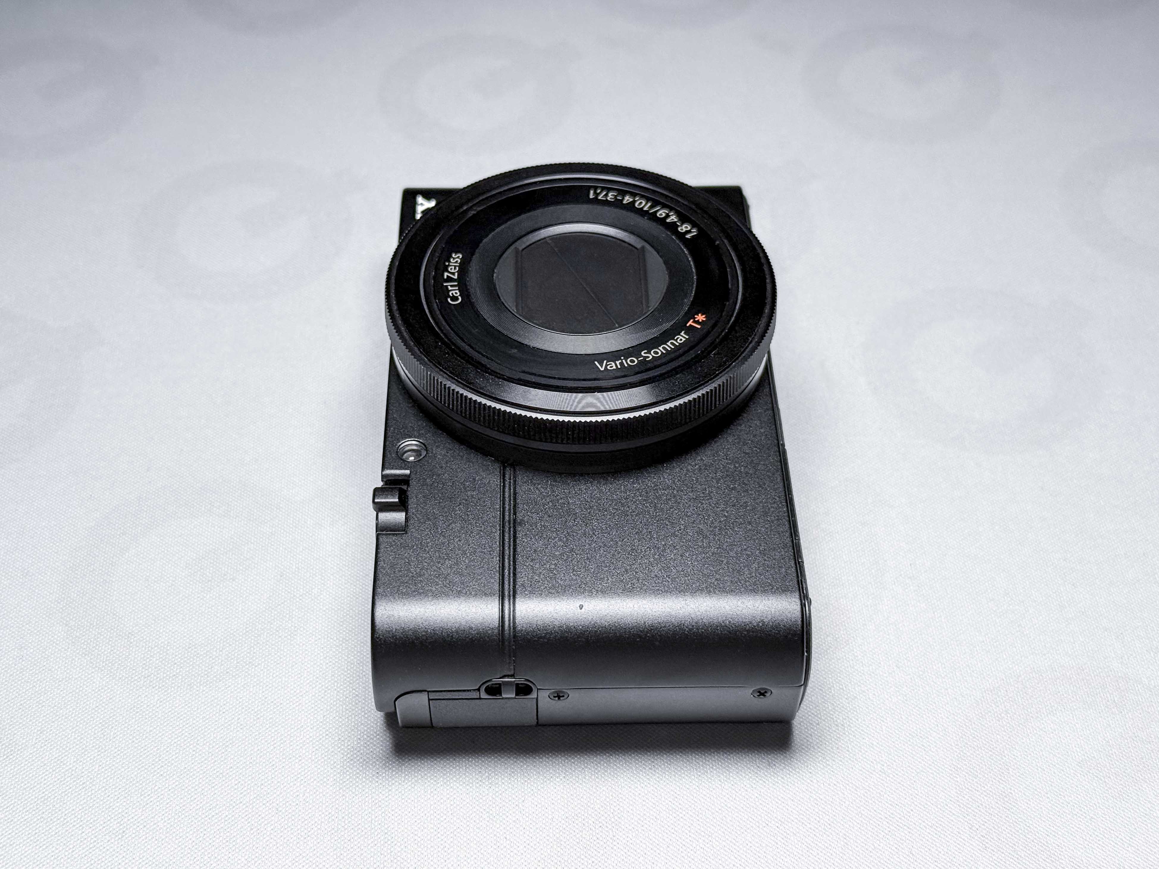 Sony RX100 Cyber-shot Digital Camera - Warranty, Excellent RX 100