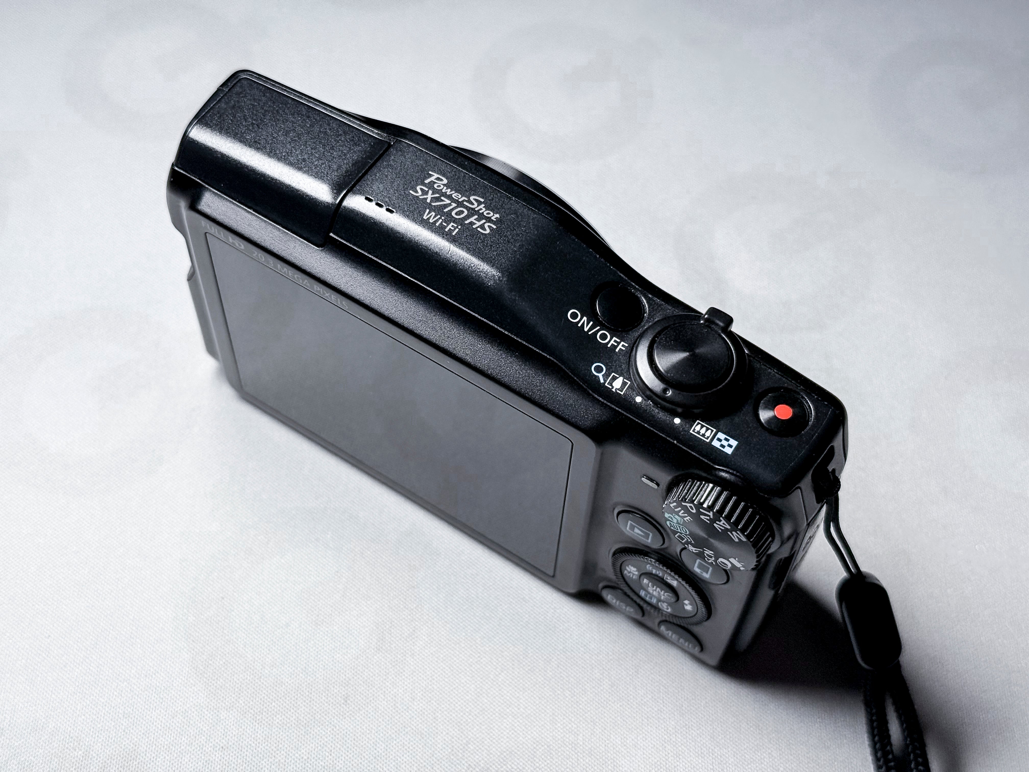 Canon SX710 Powershot 30X Zoom - 1 Year Warranty, Perfectly Working