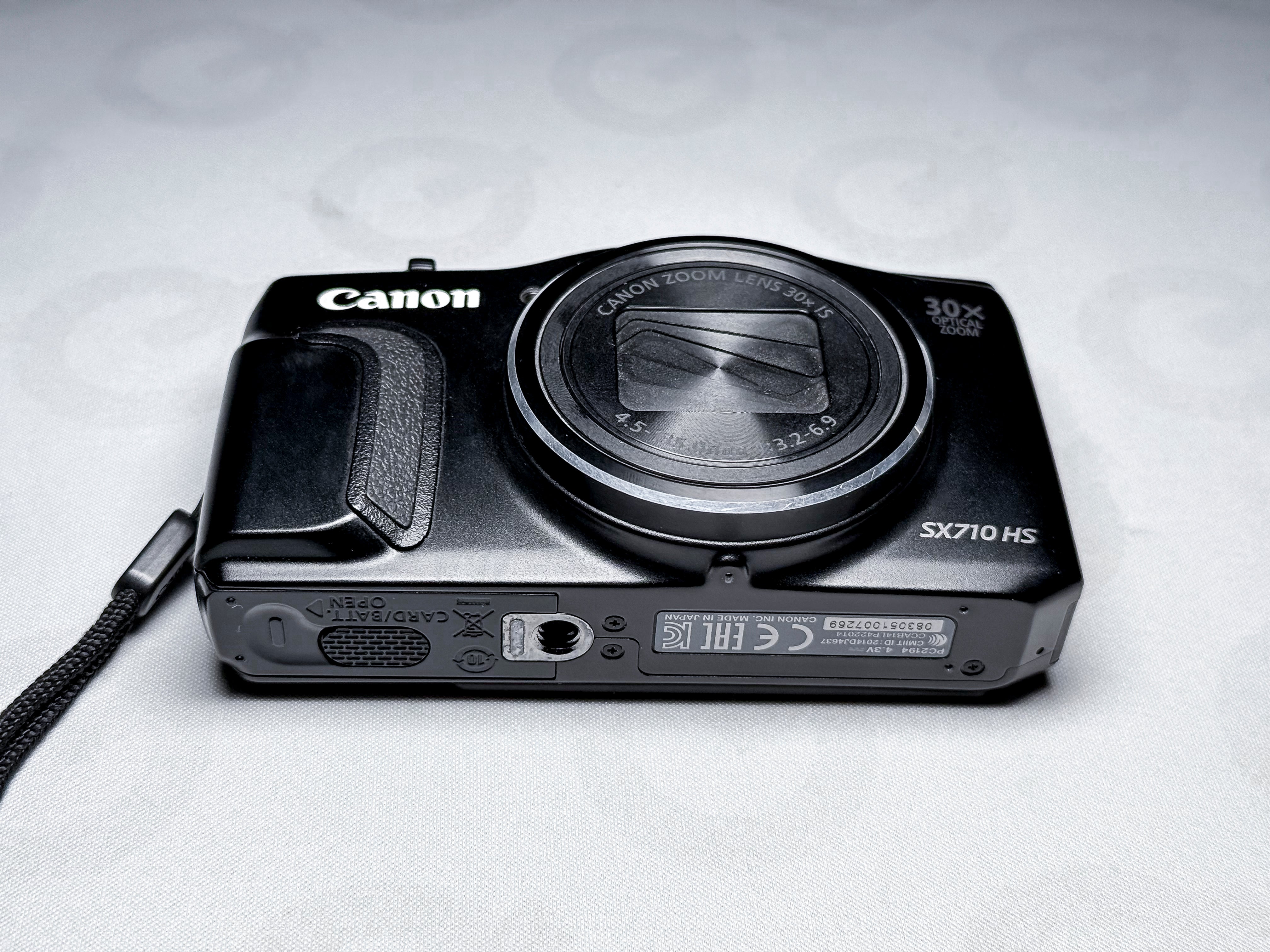 Canon SX710 Powershot 30X Zoom - 1 Year Warranty, Perfectly Working
