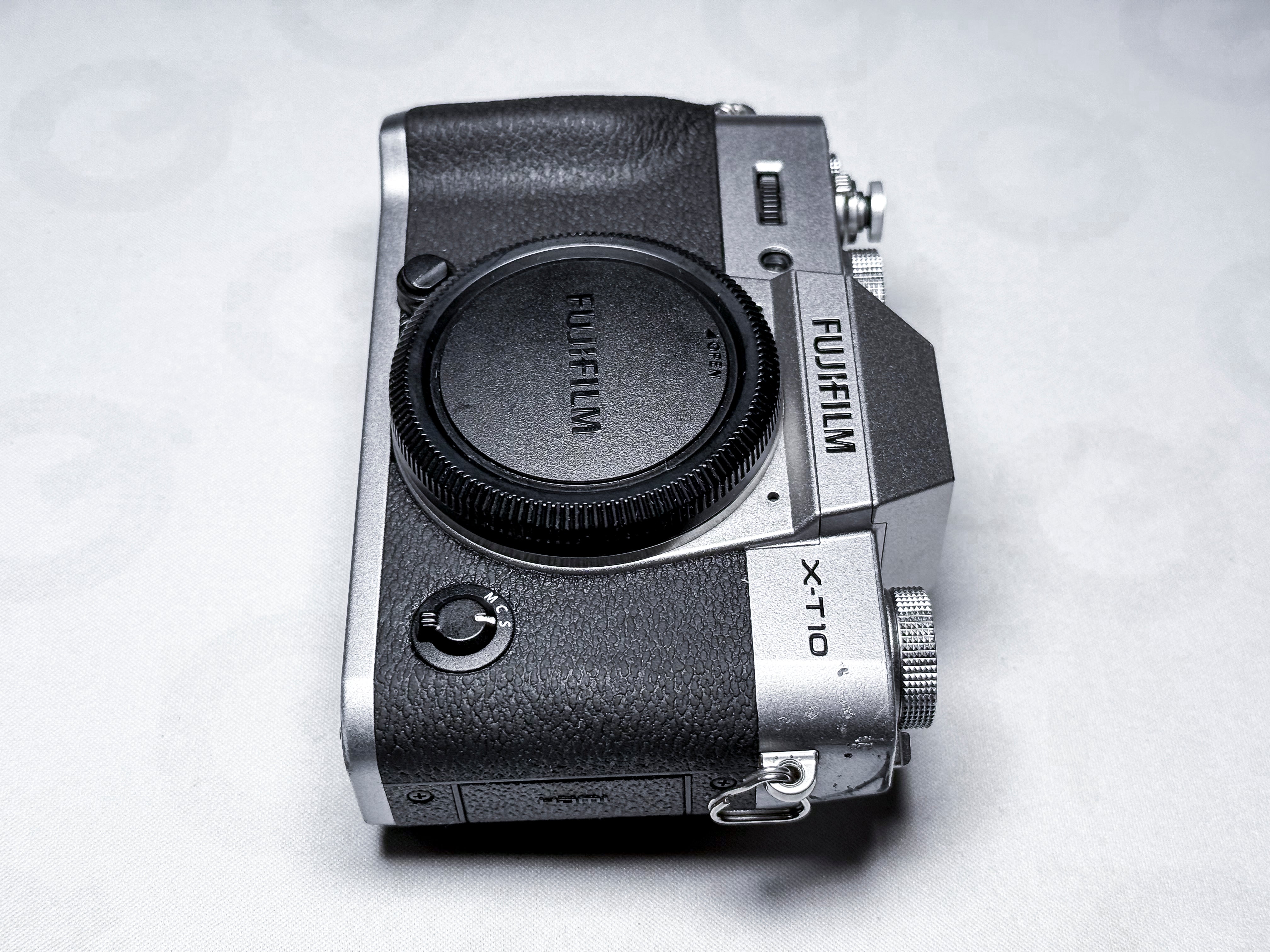 Fujifilm X-T10 Mirrorless APS-C 16.3 Mpx - with 1 Year Warranty, XT10