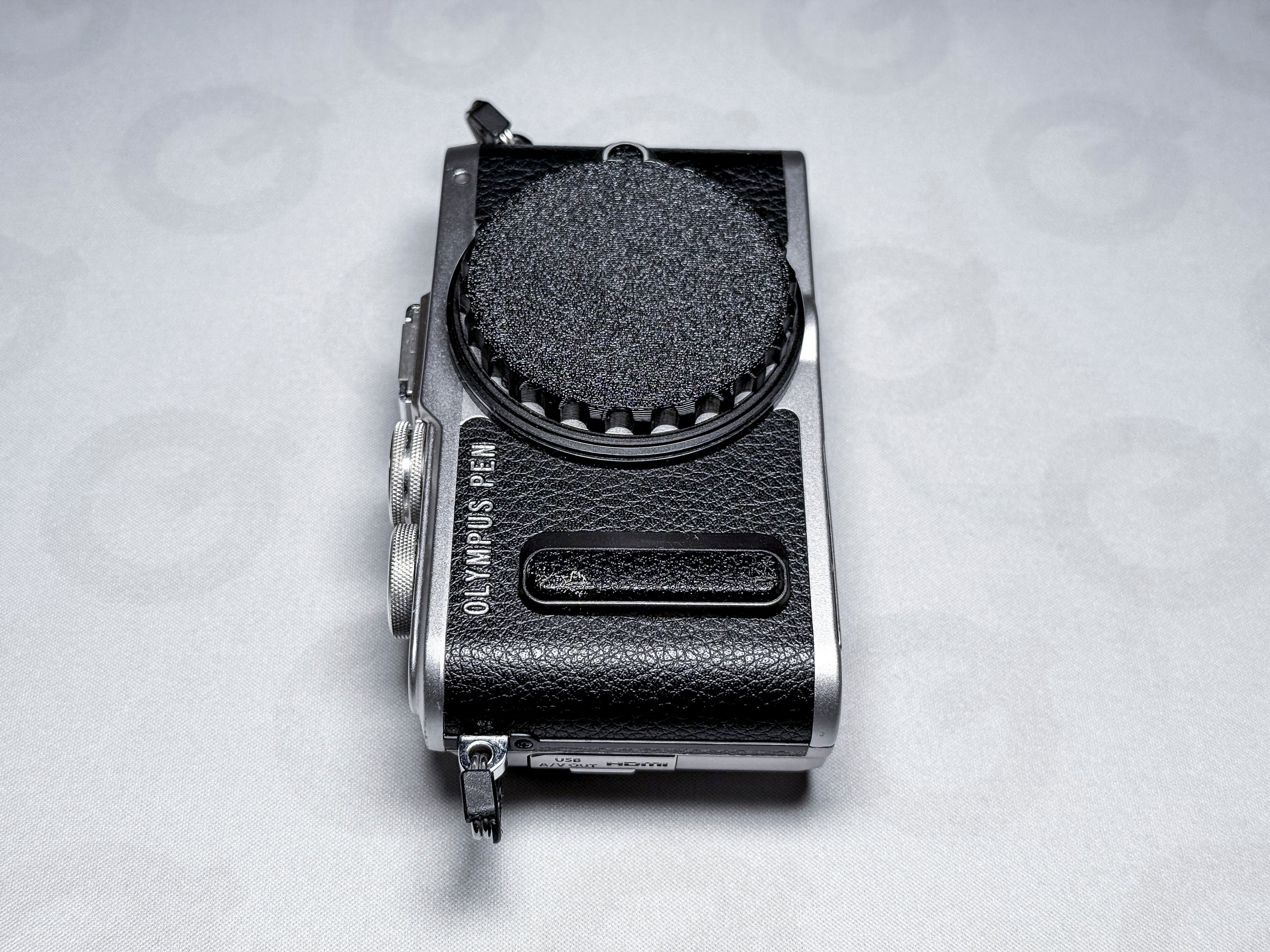 Olympus Pen E-PL8 Mirrorless M43 MFT Camera - 1 Year Warranty, Excellent EPL8