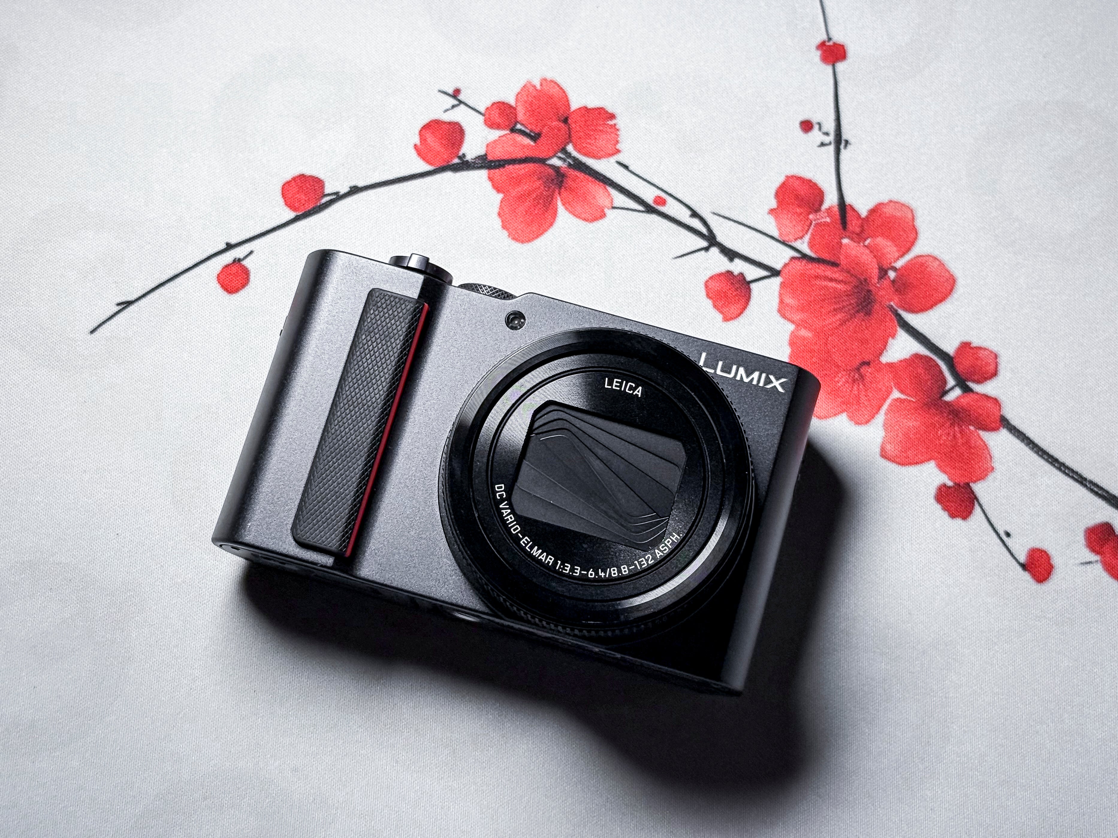 Panasonic Lumix TZ200 15x Leica Lens - Excellent 1 Year Warranty, Perfectly Working