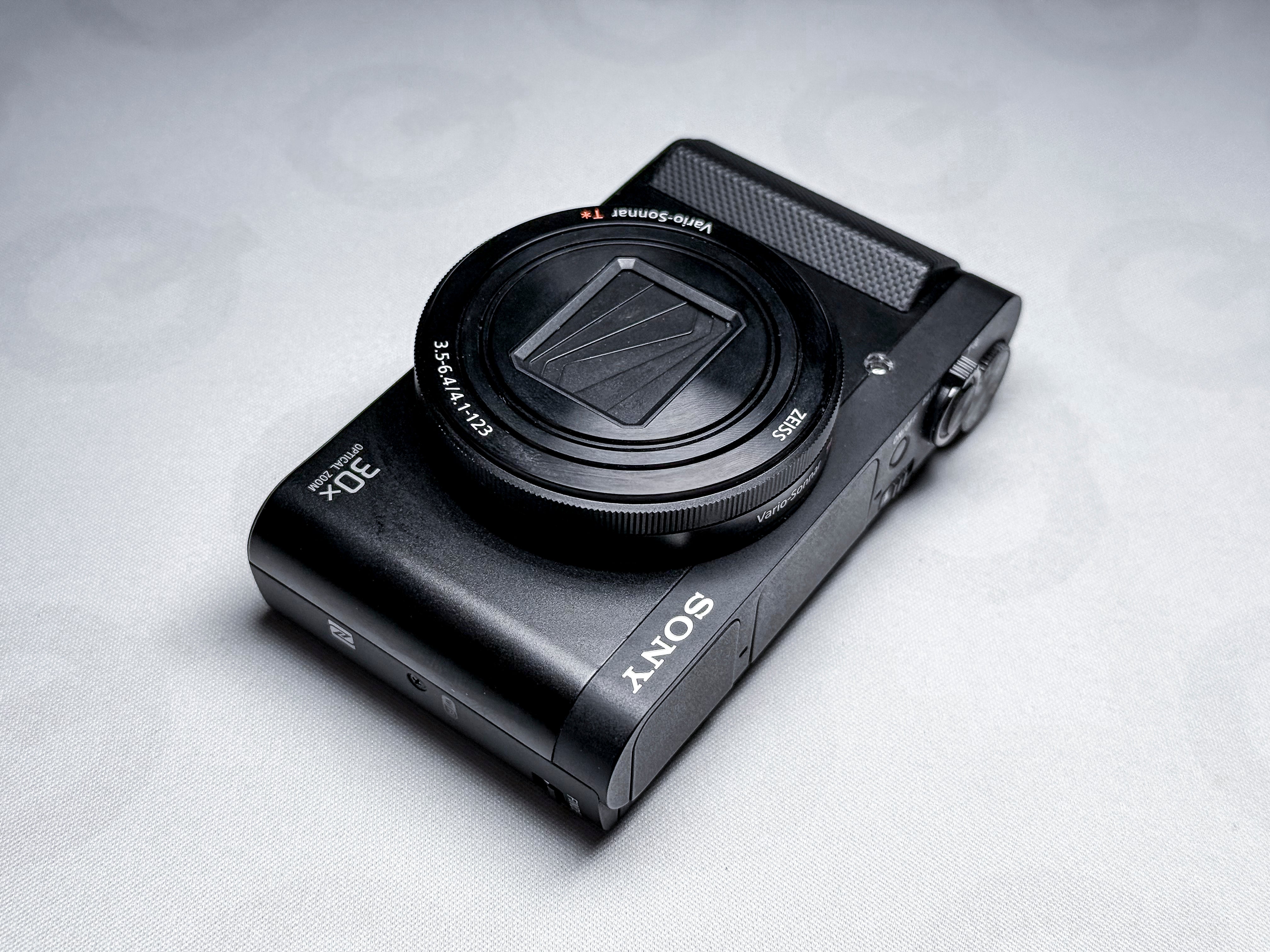 Sony Cyber-shot HX90V 18.2 Mpx 30x - 1 Year Warranty HX-90V