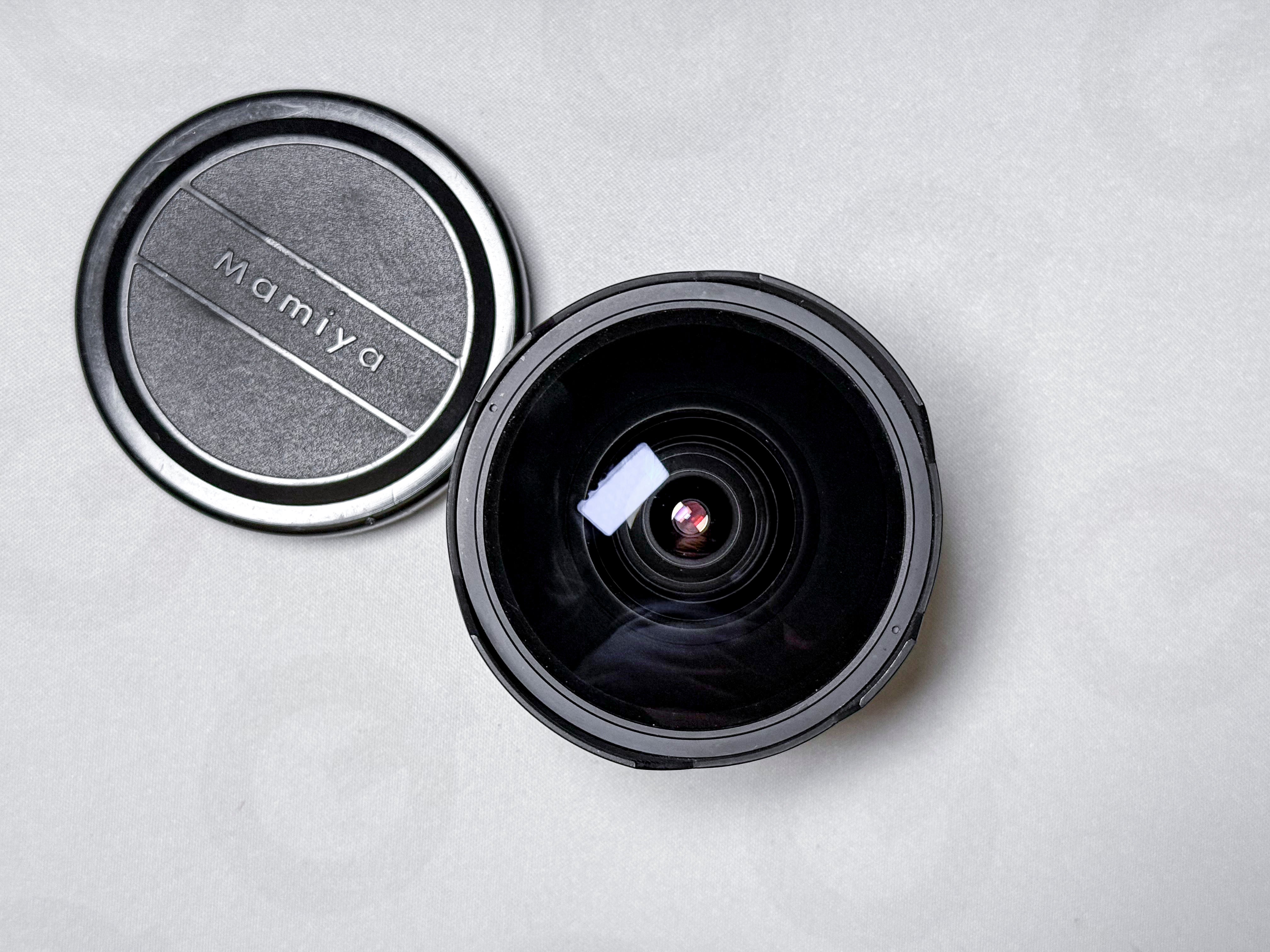 ULTRA RARE - Mamiya Sekor CS 14mm f/3.5 Fisheye Lens with filters - Near Mint