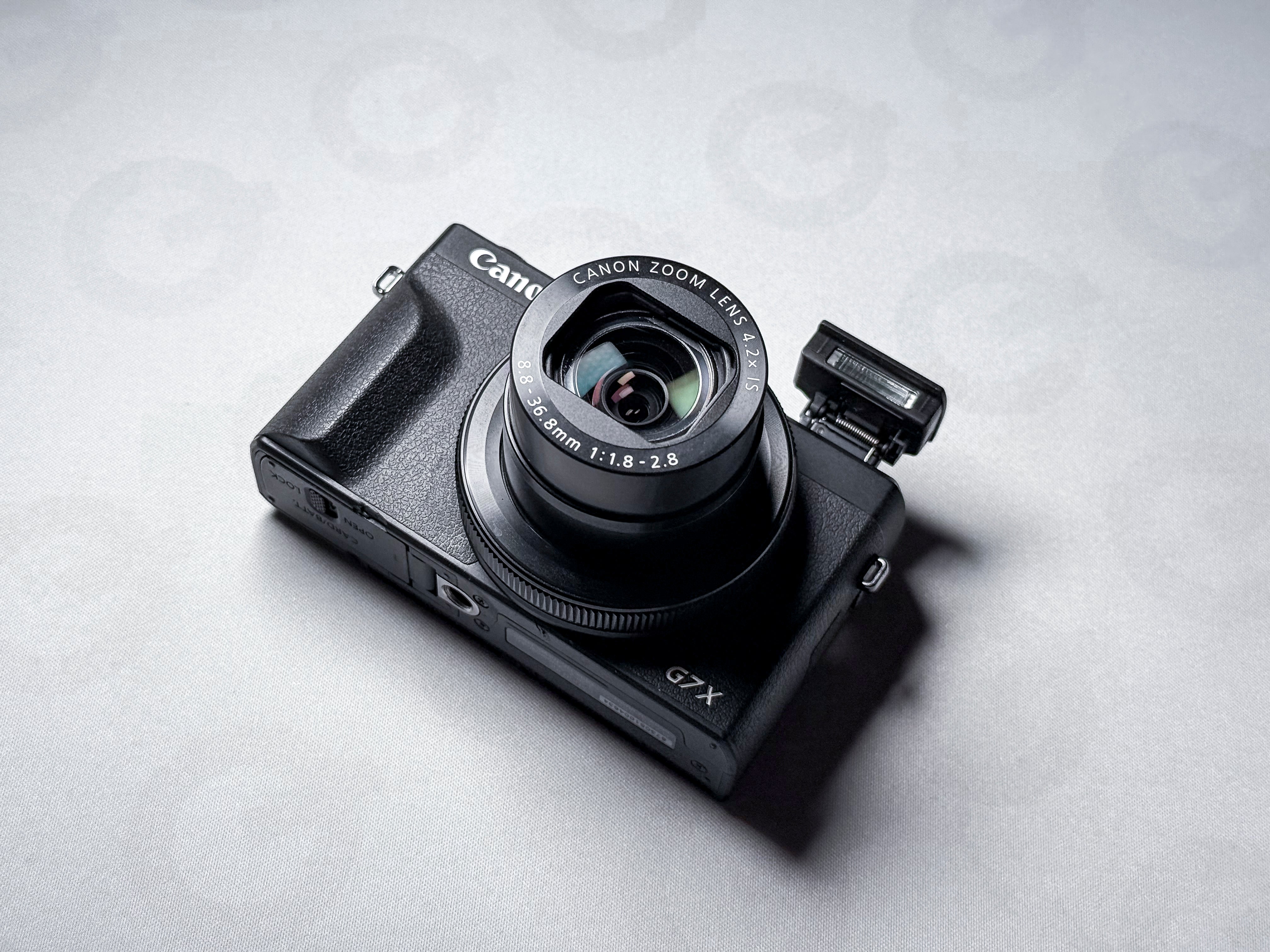 Canon G7X Mark iii 3 Powershot Compact Camera - 1 Year Warranty, Excellent G7 X