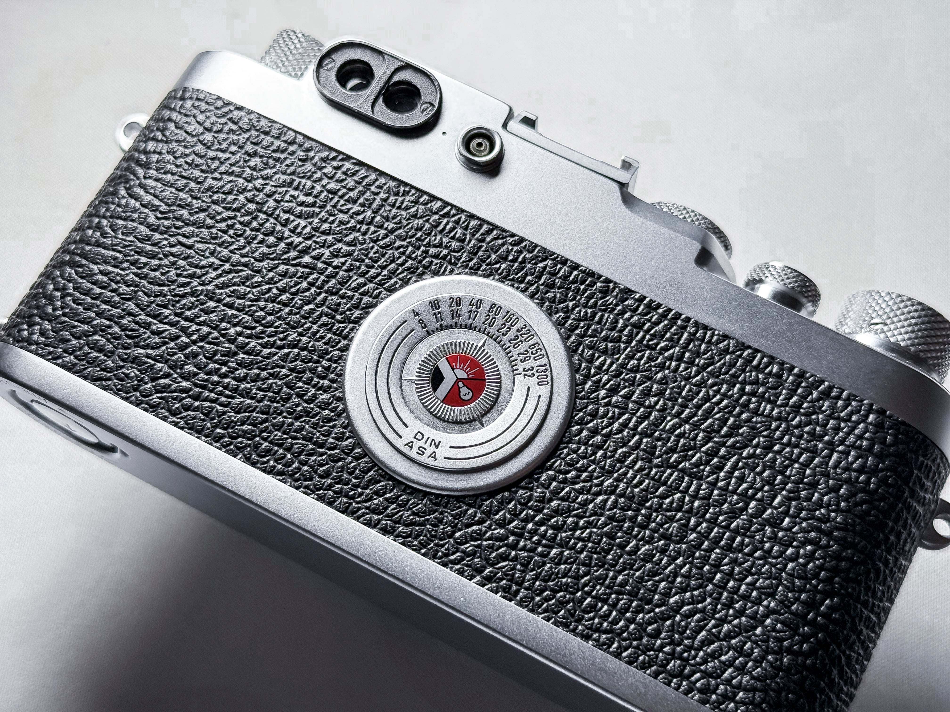 Rare! Leica IIIg + Elmar 50mm f/2.8 + Hood - Excellent Condition