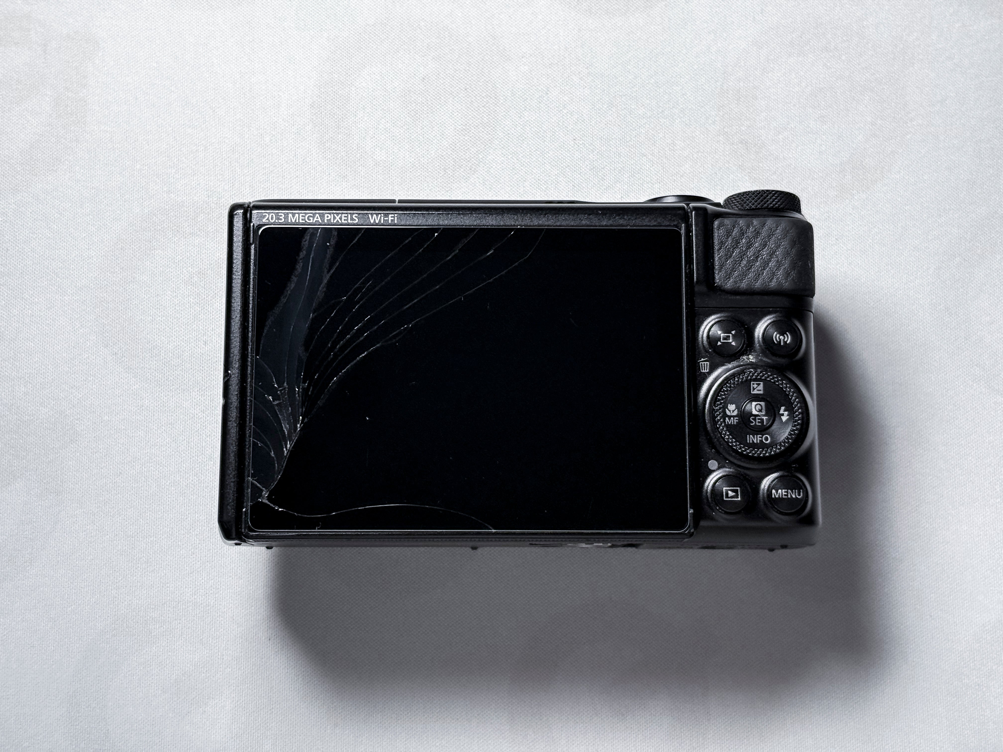 Canon SX740 HS Powershot Compact Camera 40x Zoom - Screen Issue