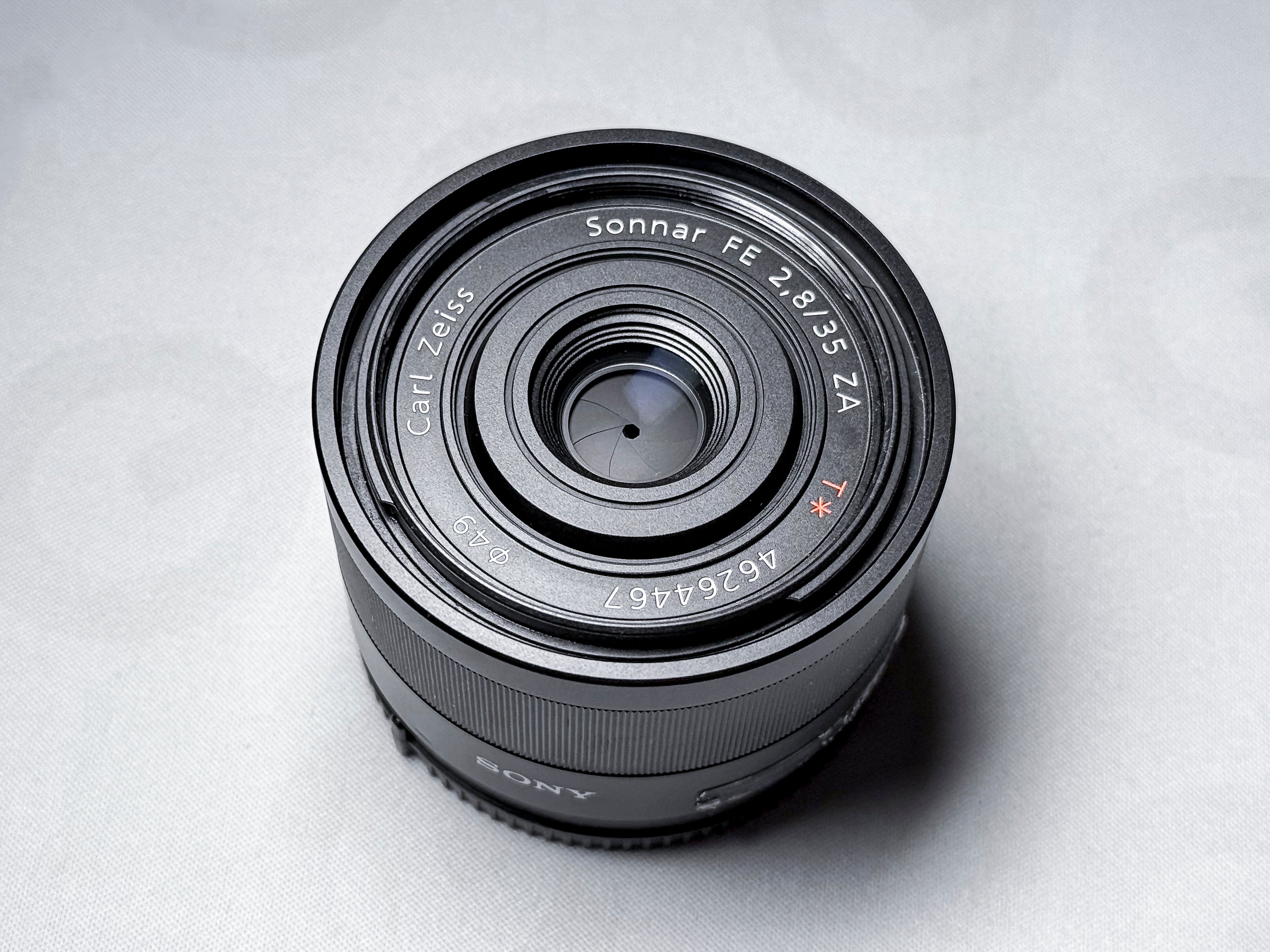 Sony Zeiss Sonnar 35mm f/2.8 FE ZA Lens for Mirrorless - 1 Year Warranty, Exc.