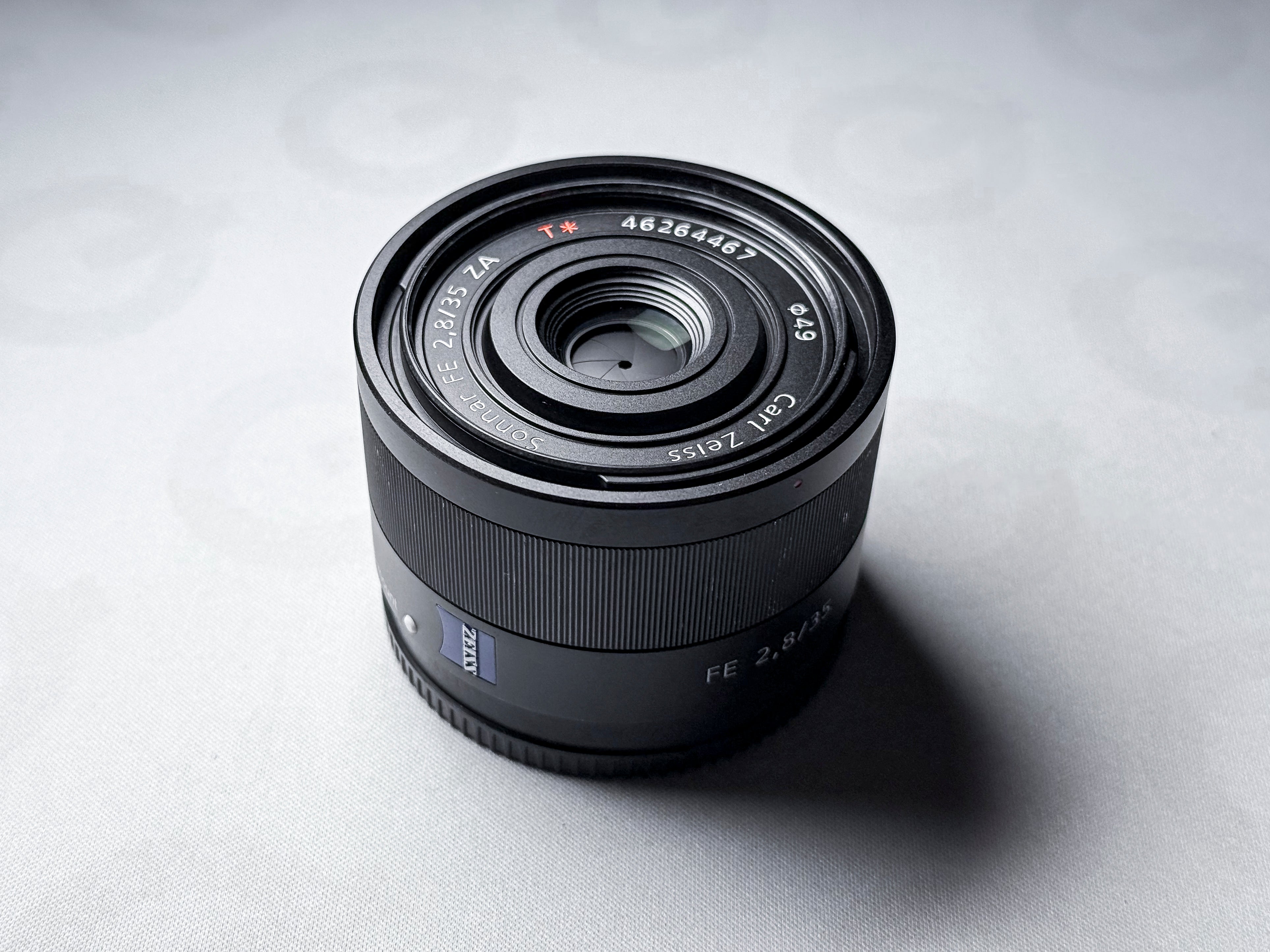 Sony Zeiss Sonnar 35mm f/2.8 FE ZA Lens for Mirrorless - 1 Year Warranty, Exc.