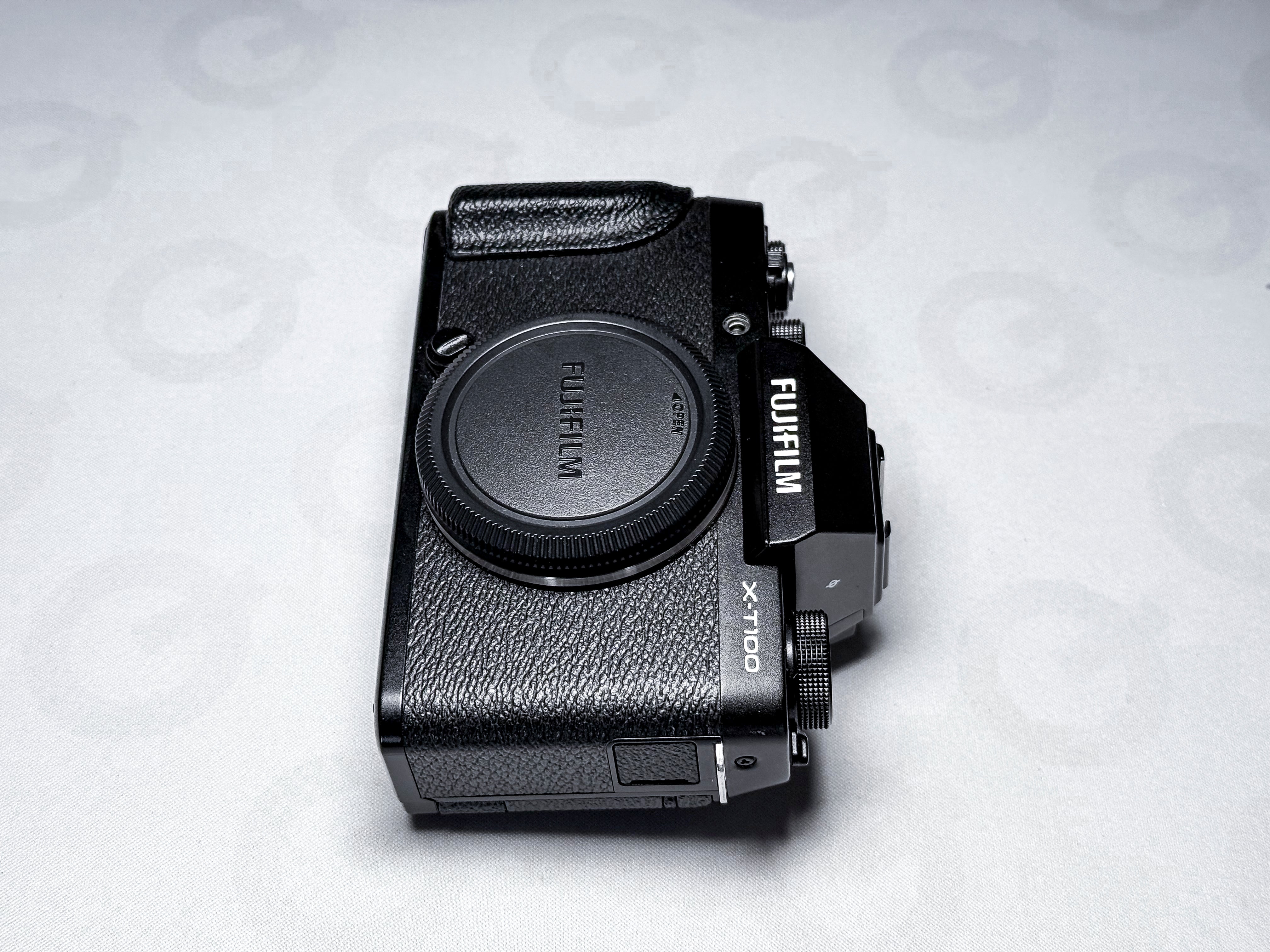 Fujifilm X-T100 APS-C Mirrorless - 1 Year Warranty, Perfectly Working Fuji XT100