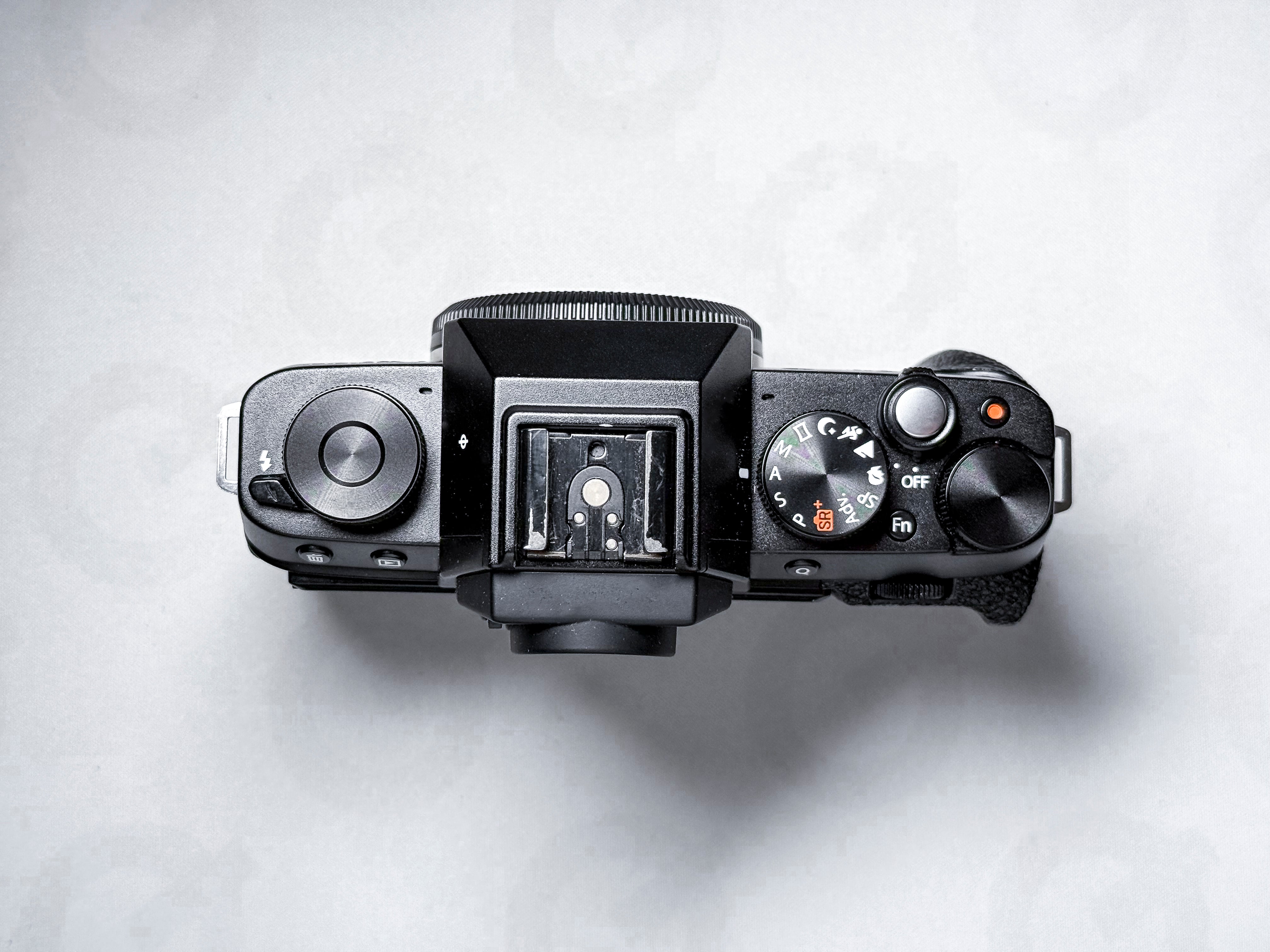 Fujifilm X-T100 APS-C Mirrorless - 1 Year Warranty, Perfectly Working Fuji XT100