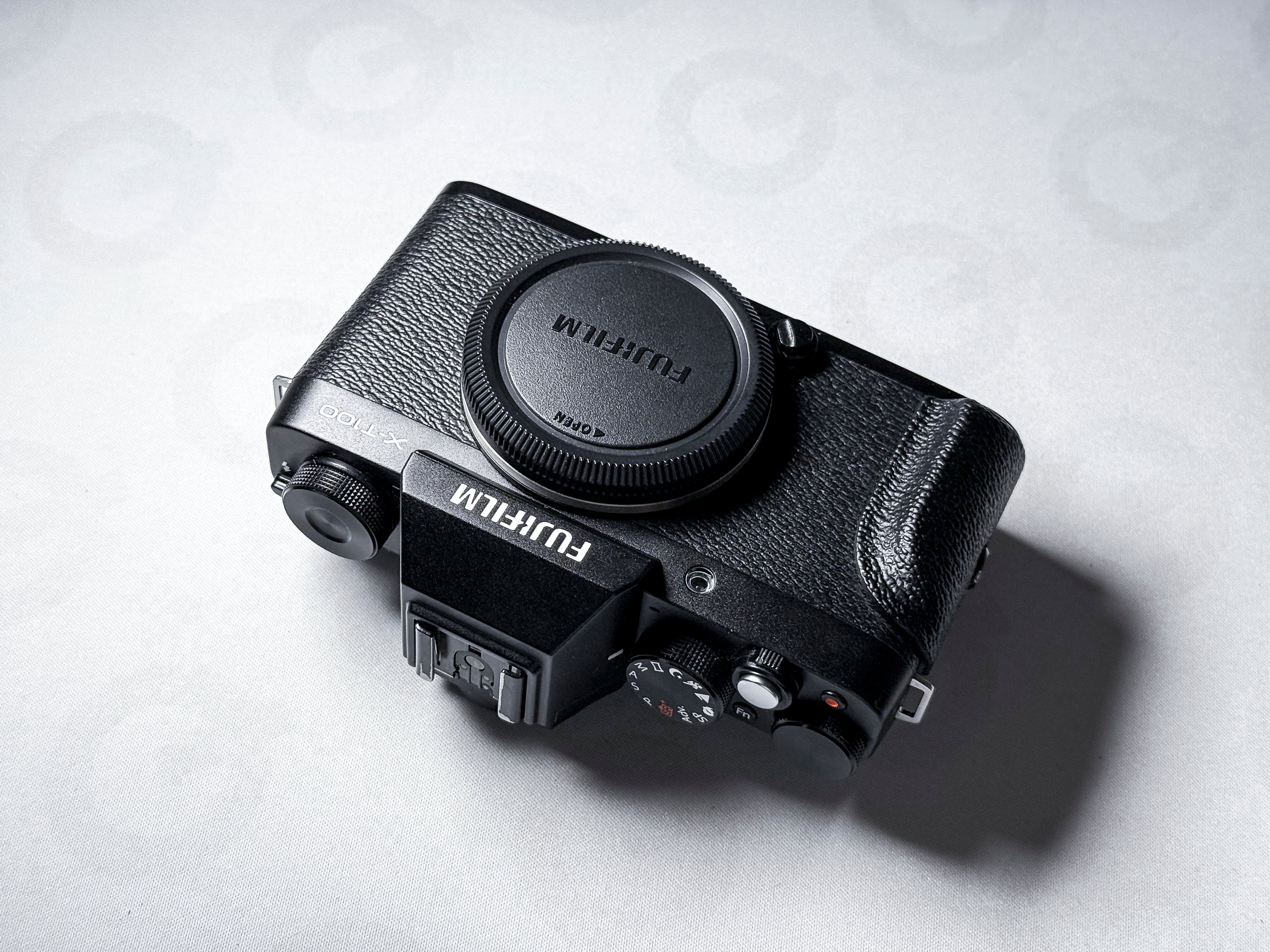 Fujifilm X-T100 APS-C Mirrorless - 1 Year Warranty, Perfectly Working Fuji XT100