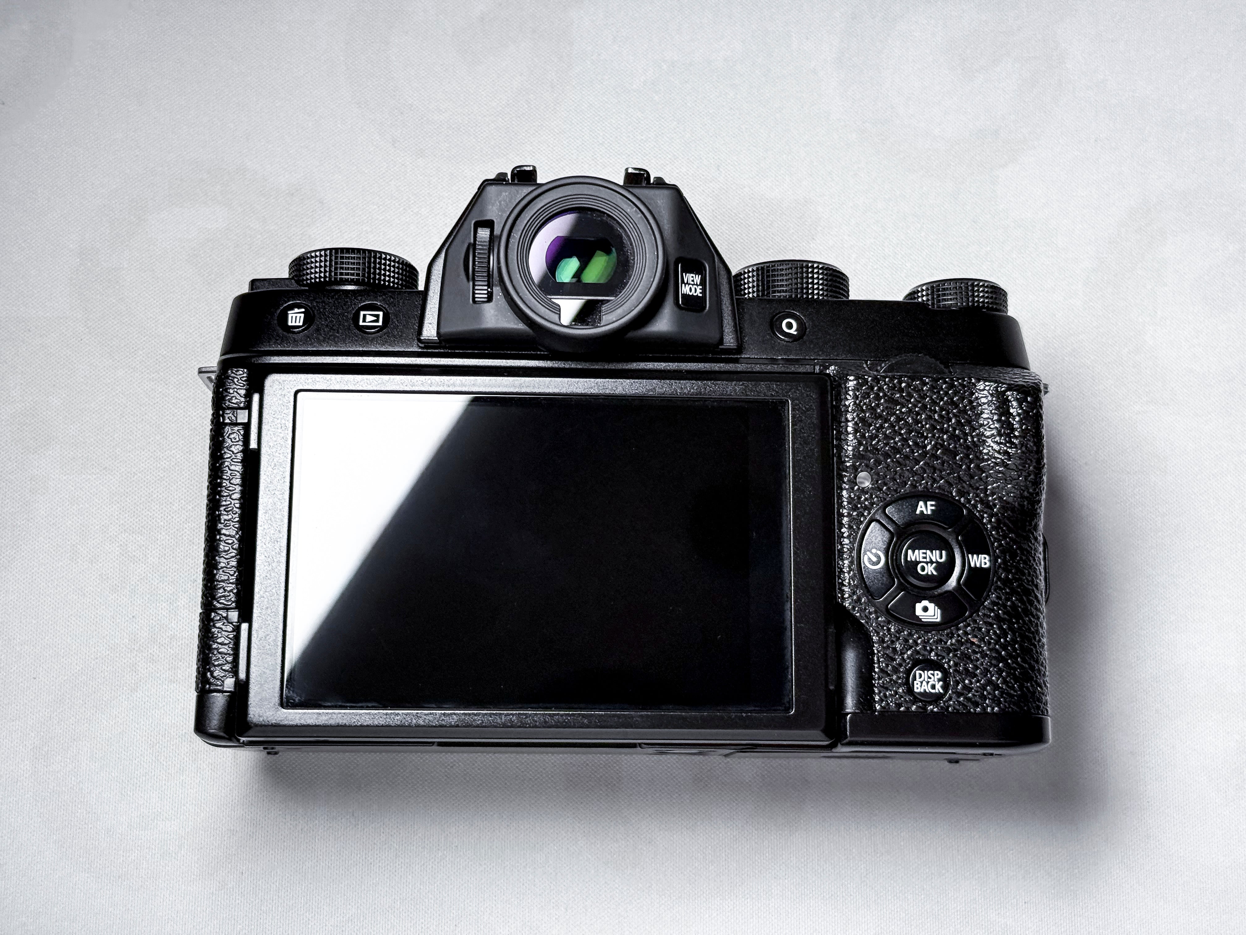 Fujifilm X-T100 APS-C Mirrorless - 1 Year Warranty, Perfectly Working Fuji XT100