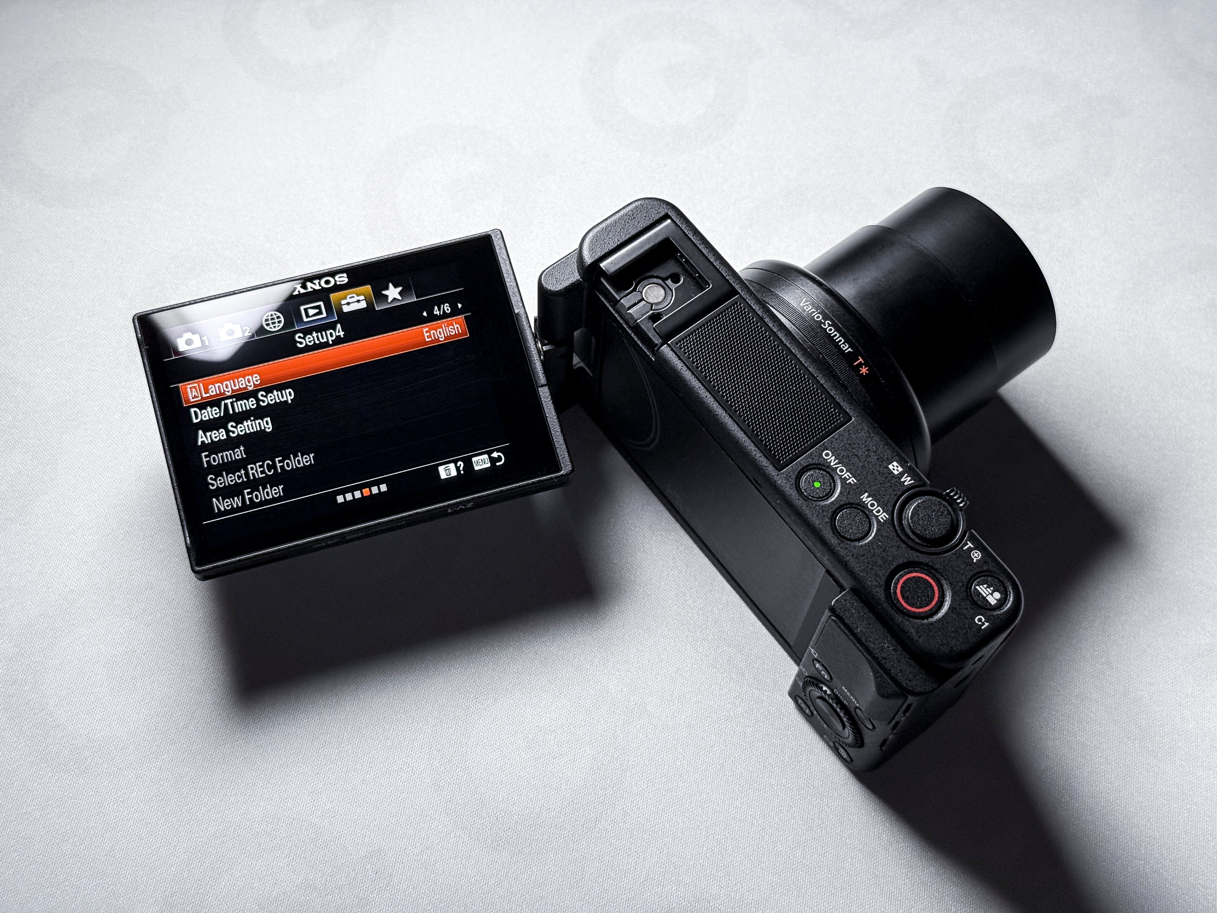 Sony ZV-1 20.1 Mpx Compact Camera 4K Vlog - 1 Year Warranty, Near Mint