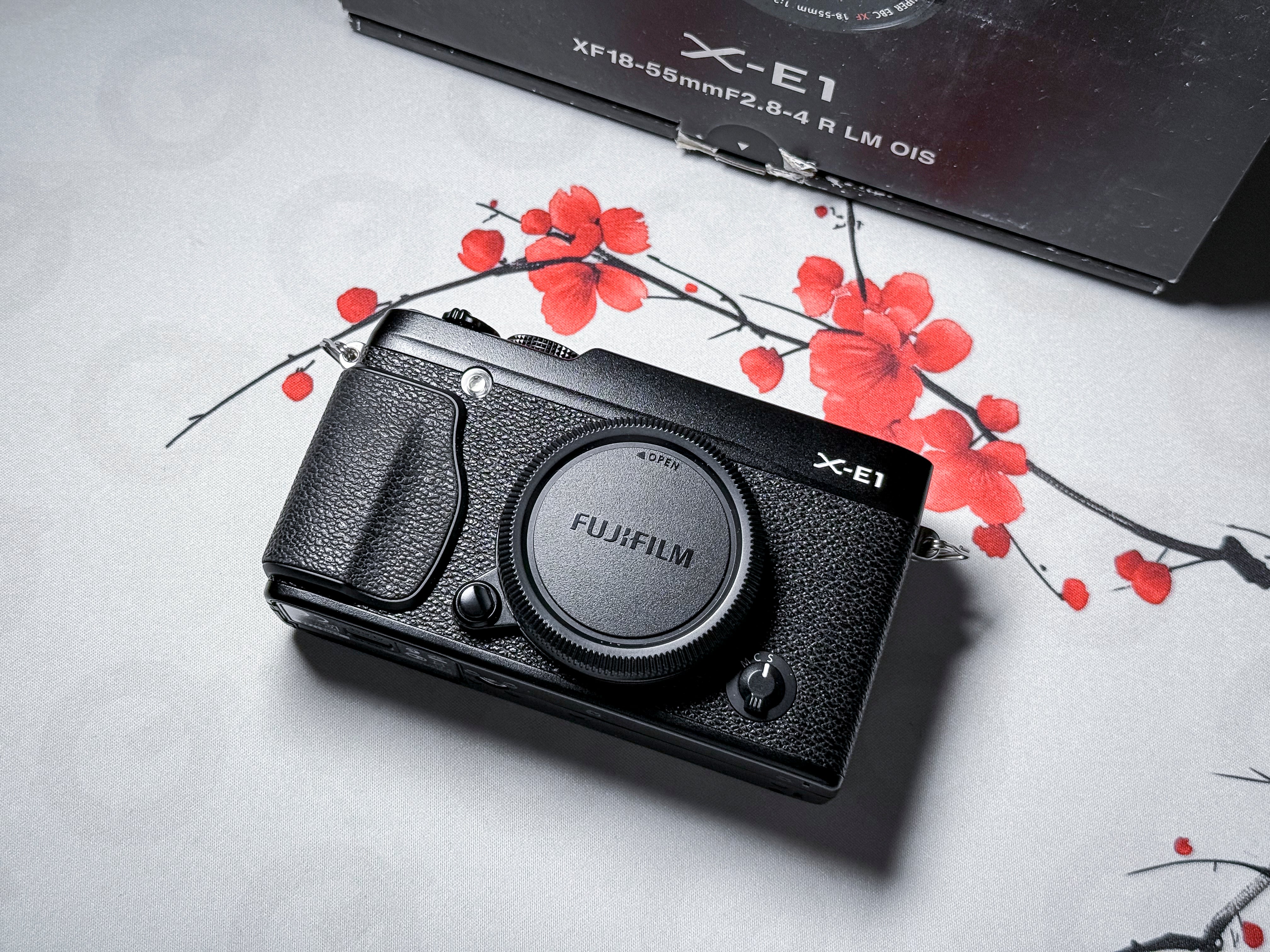 Corpo macchina fotografica mirrorless Fujifilm X-E1 - Garanzia di 1 anno, eccellente Fuji XE